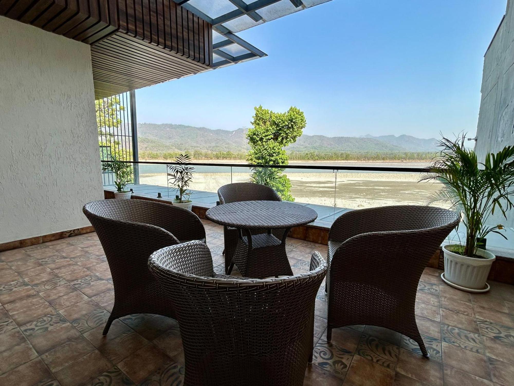 Ganga Euphoria - A Luxury On The Ganges * Rishikesh