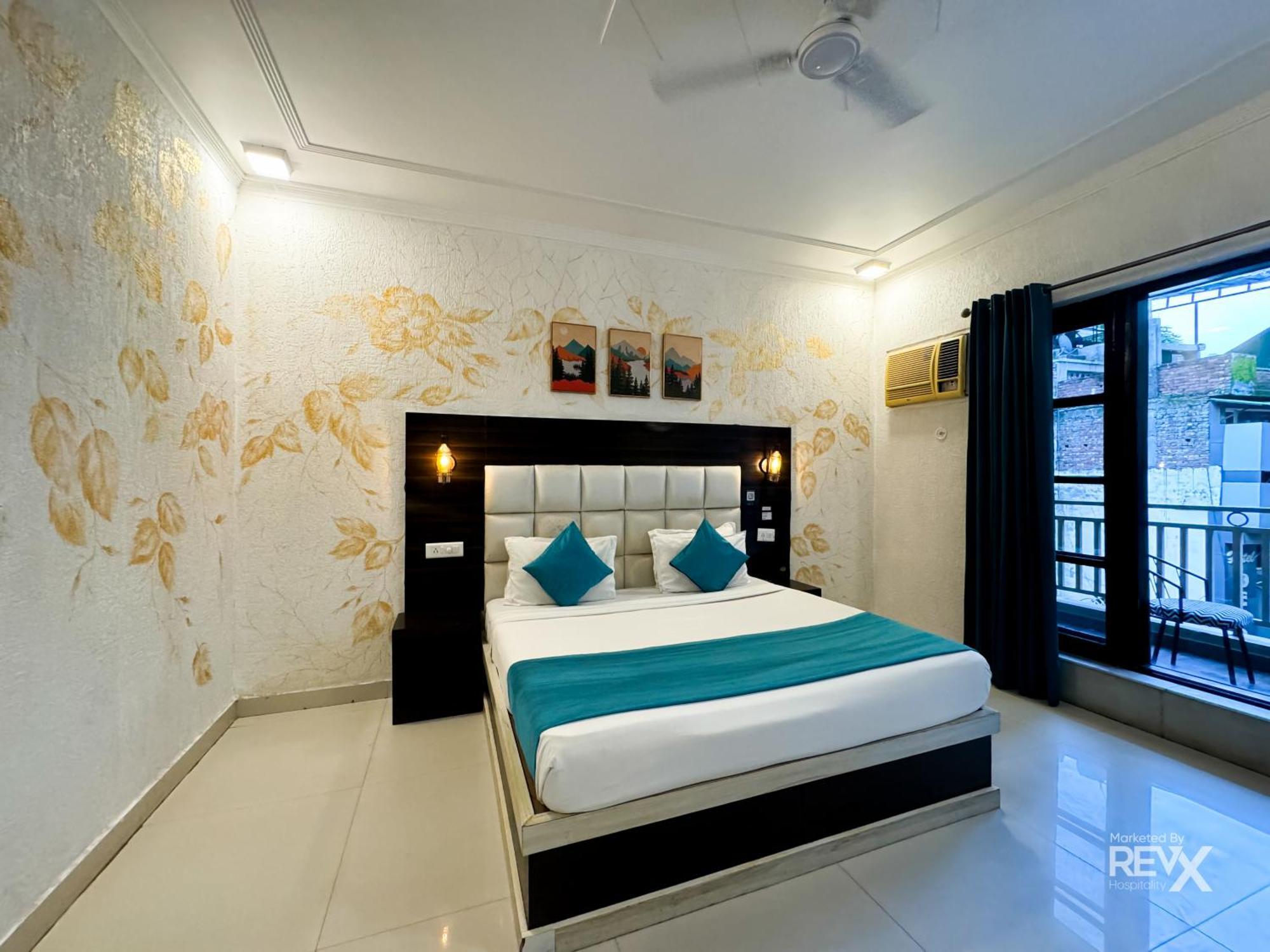 The Wraveler Tapovan And Dorms *
