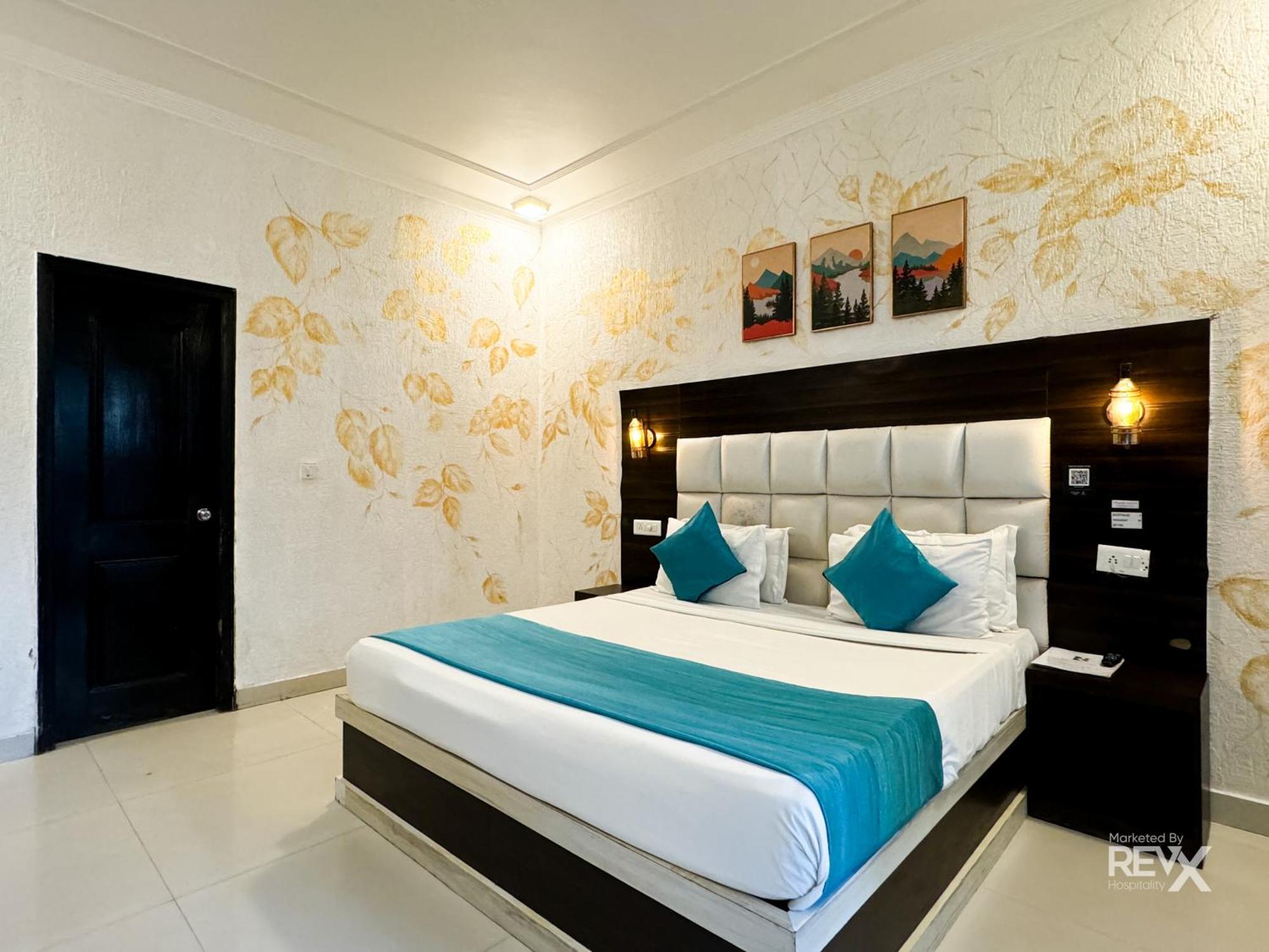 The Wraveler Tapovan And Dorms Hostel Rishikesh
