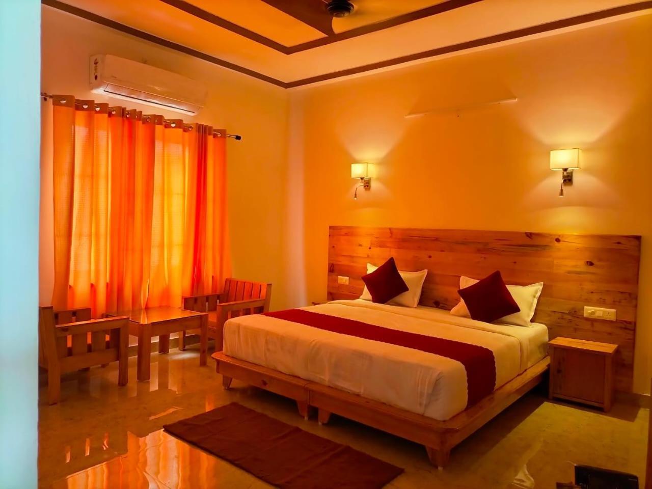 Panchakarma Retreat - Earth Roots Ayurveda * Rishikesh