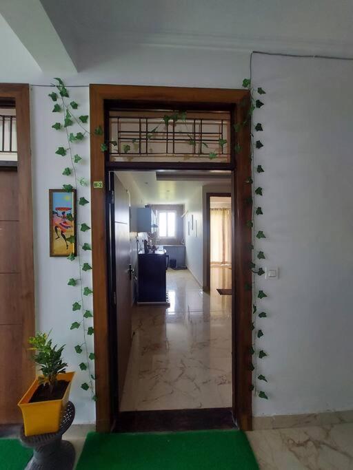 Guruji's Apartment