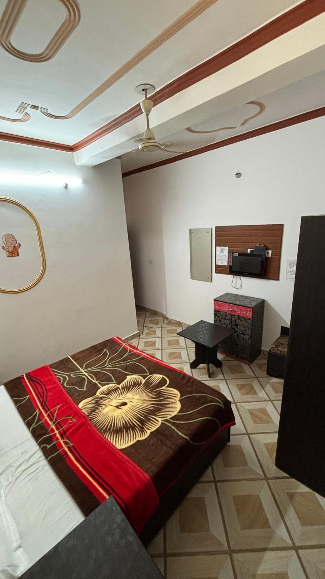 Sattva Cafe And 3* Rishikesh