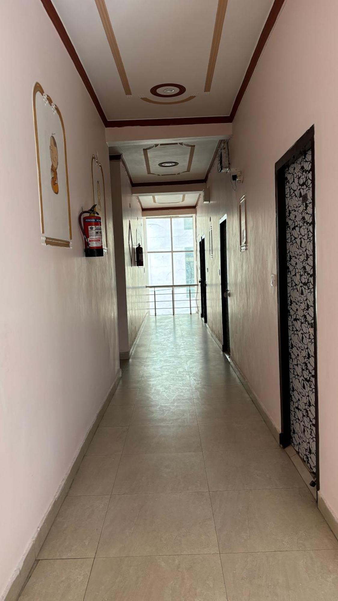 Hotel Sattva Cafe And Rishikesh