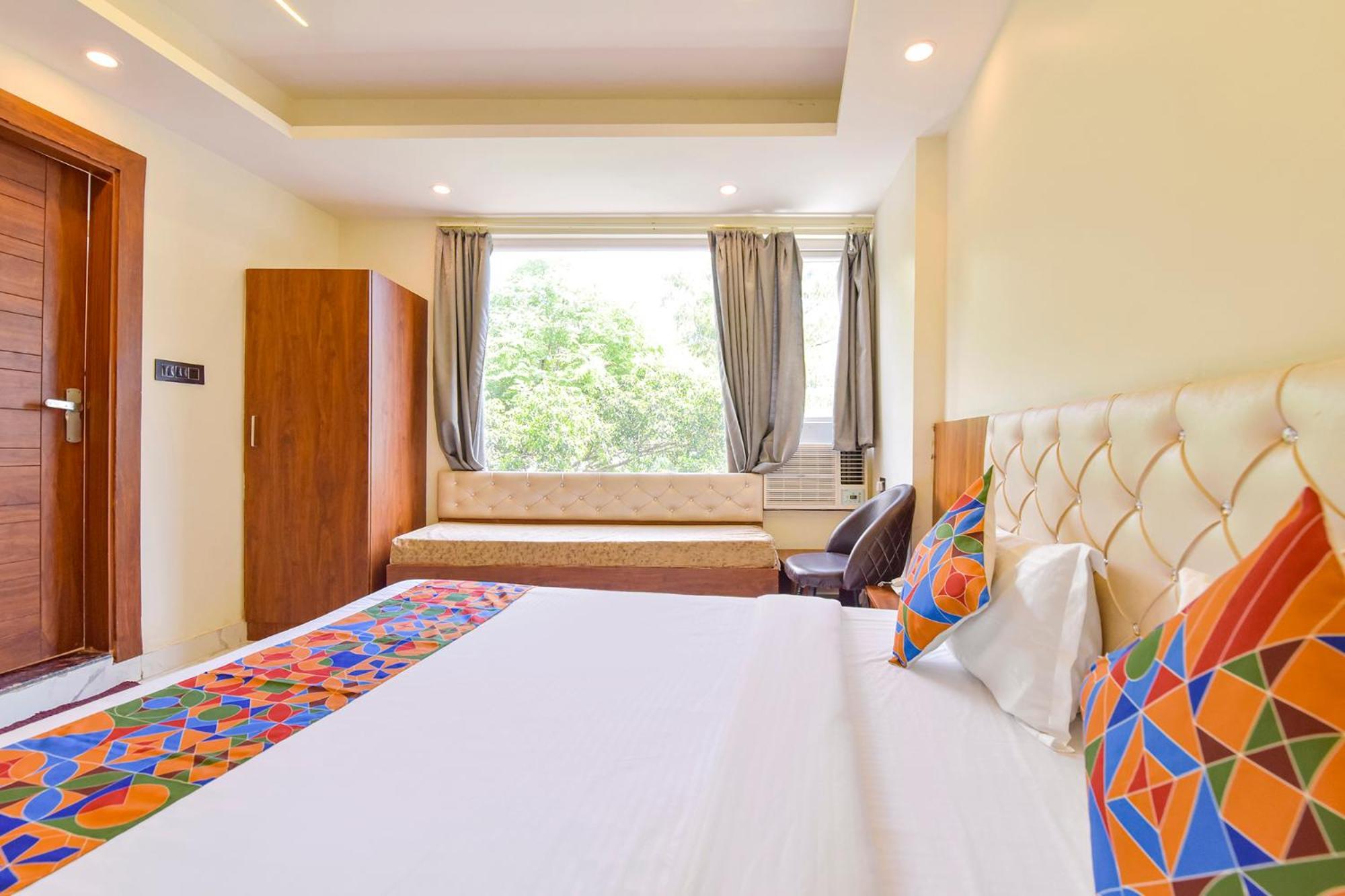 Hotel Fabhotel Uv 3*