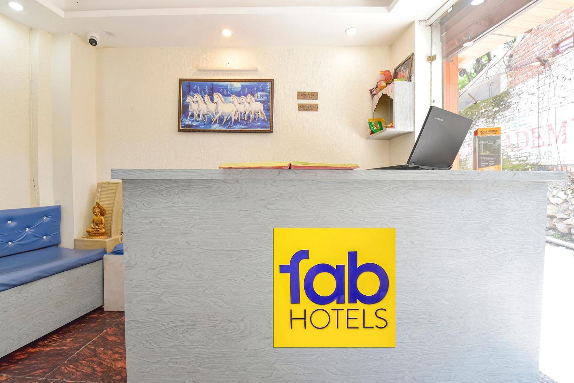 Fabhotel Uv
