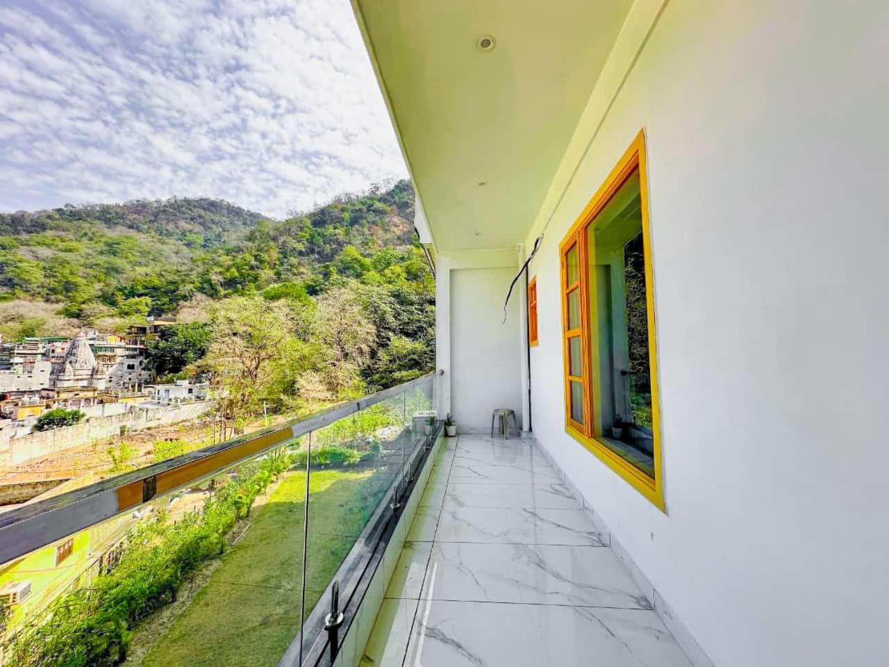 Hotel Devlok Homes