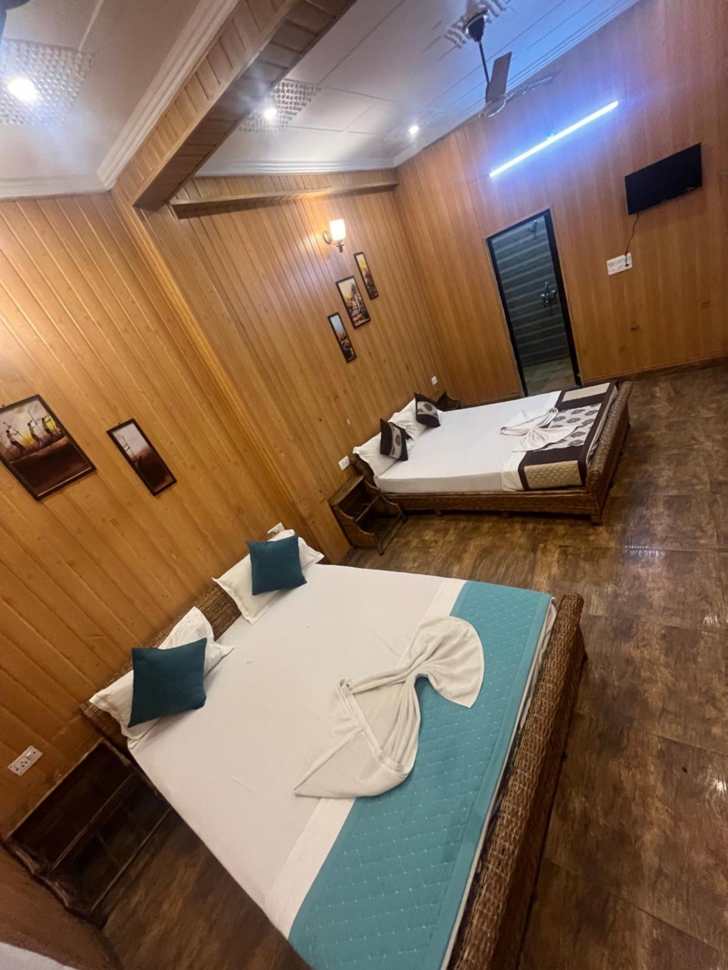 Hotel Nirmal Ganga