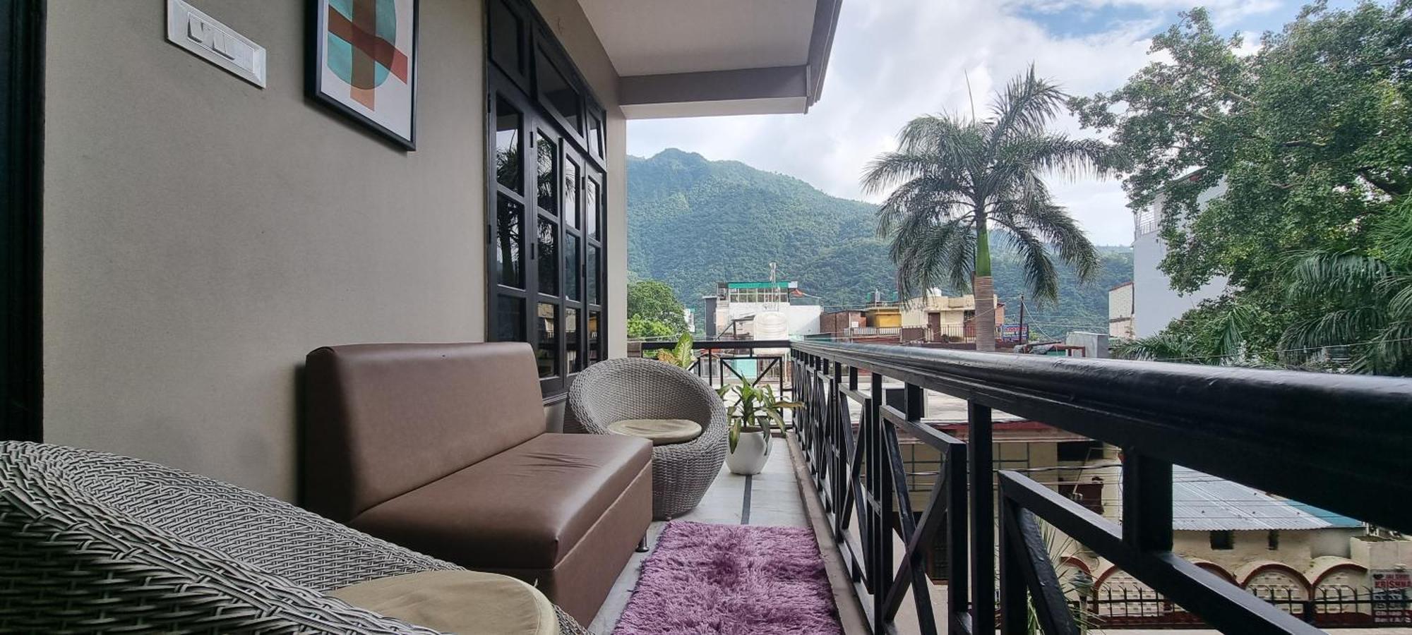 Hotel Prana Wellness By Around 3*