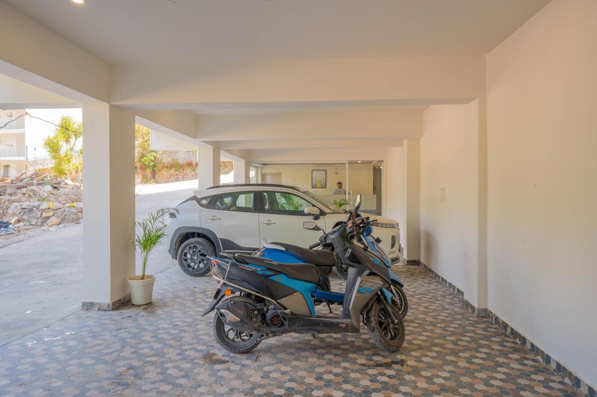 Perfectstayz Alpine Near Laxman Jhula Hotel