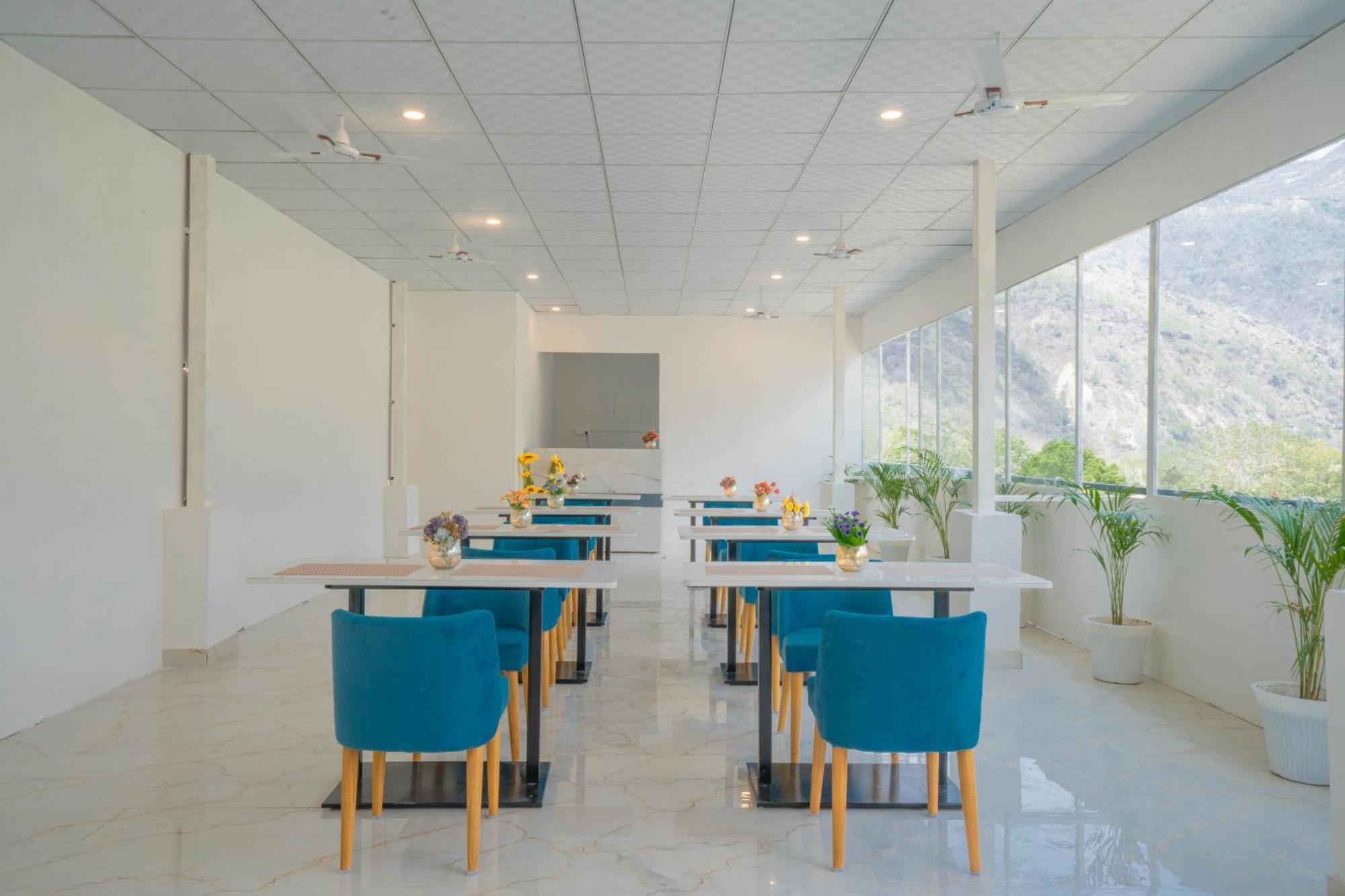 Hotel Perfectstayz Alpine Near Laxman Jhula