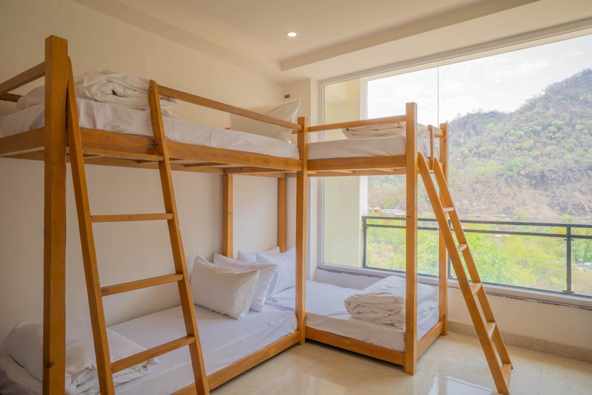 Perfectstayz Alpine Near Laxman Jhula Hotel 3*