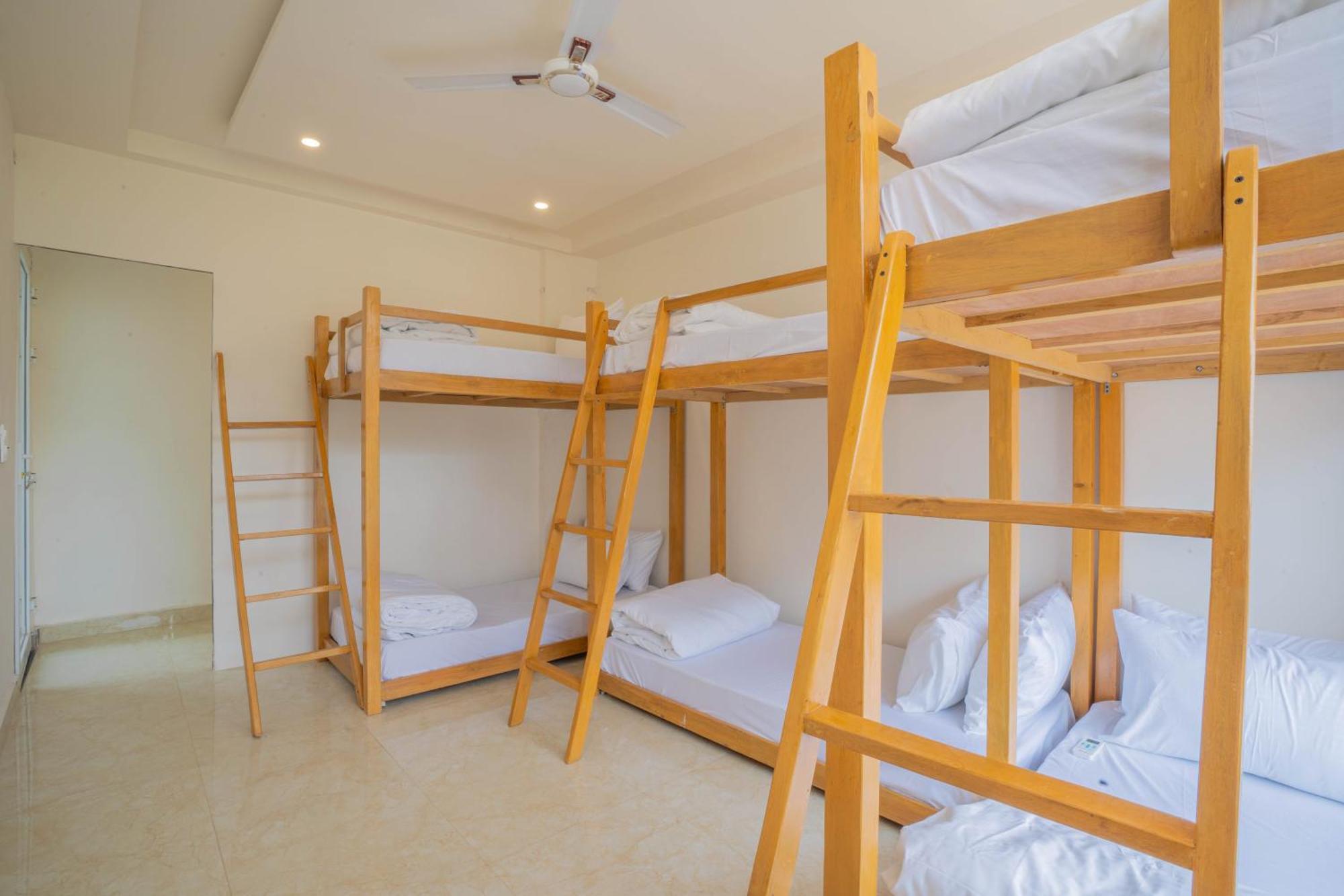Perfectstayz Alpine Near Laxman Jhula