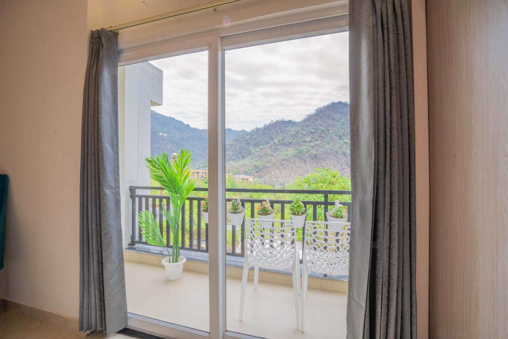 Hotel Perfectstayz Alpine Near Laxman Jhula