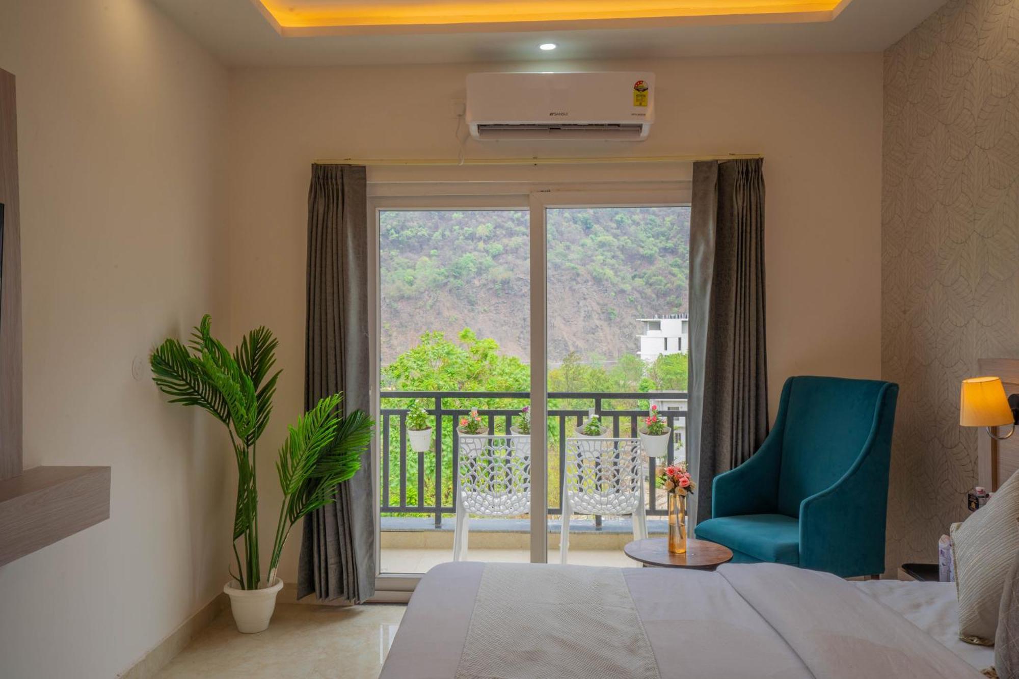 Perfectstayz Alpine Near Laxman Jhula 3*