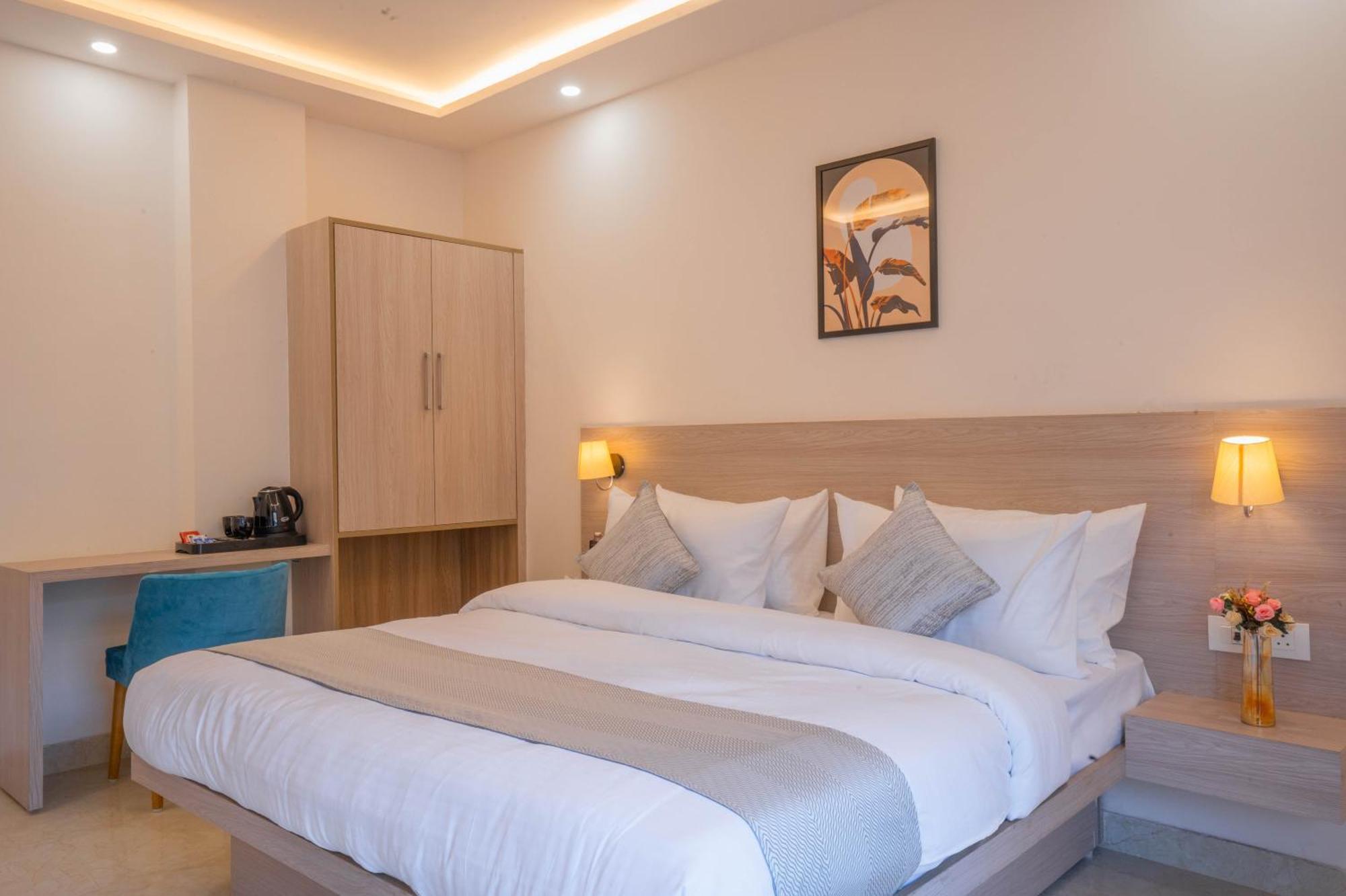 Perfectstayz Alpine Near Laxman Jhula Rishikesh