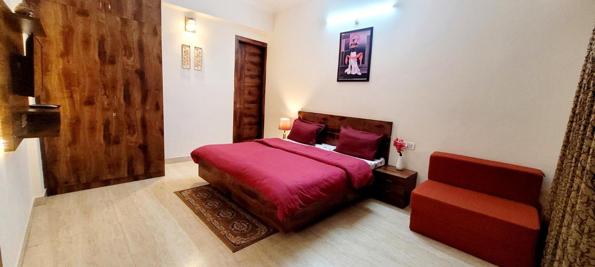 Yogvan Luxury 1bhk Tapovan