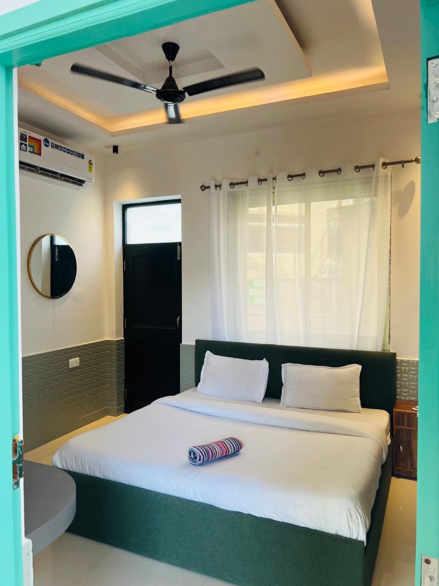 Shanti - Aesthetic With Netflix, & Ac In Upper Tapovan 3*