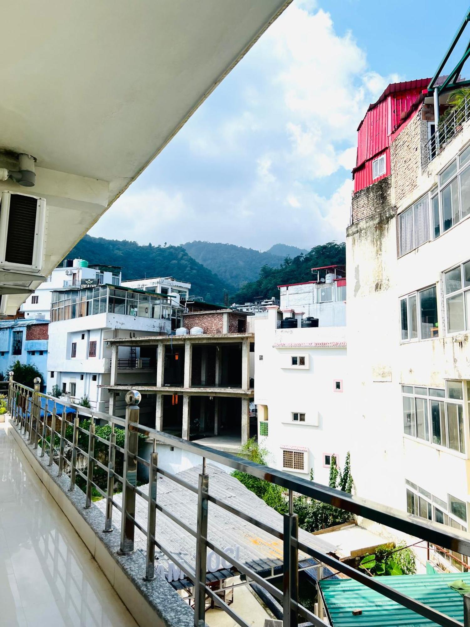 Shanti - Aesthetic With Netflix, & Ac In Upper Tapovan Hotel Rishikesh