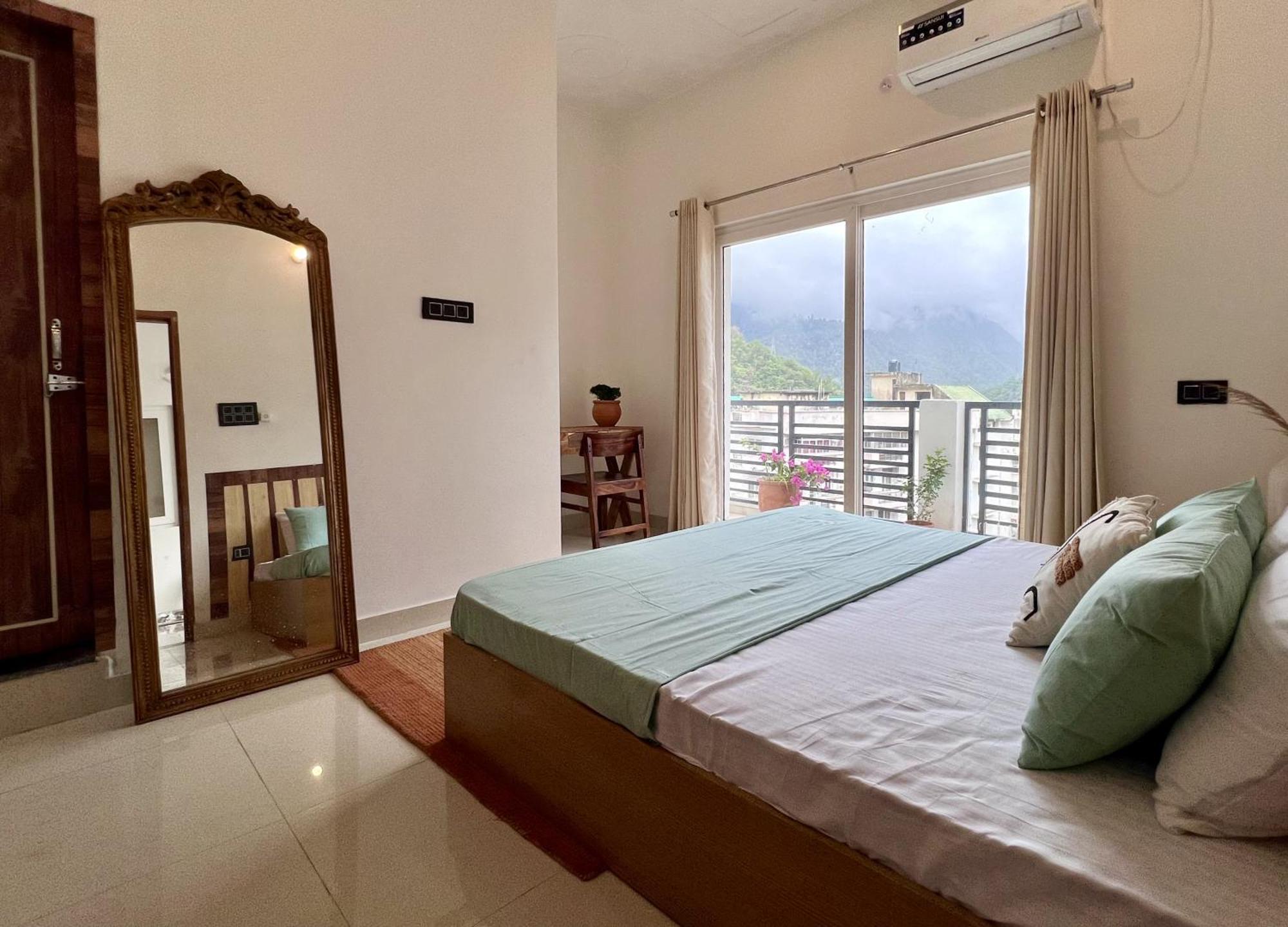 Prithvi - Aesthetic With Netflix, Ac, Heater In Upper Tapovan 2* Rishikesh