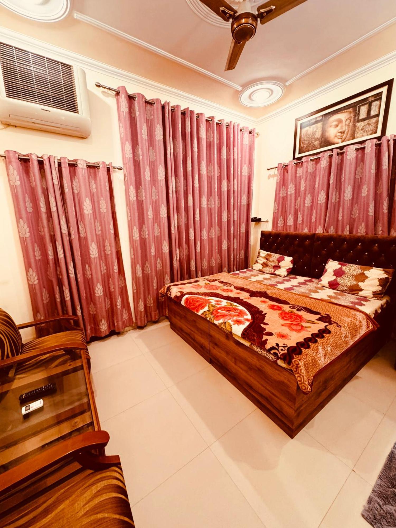 Qube House Hotel