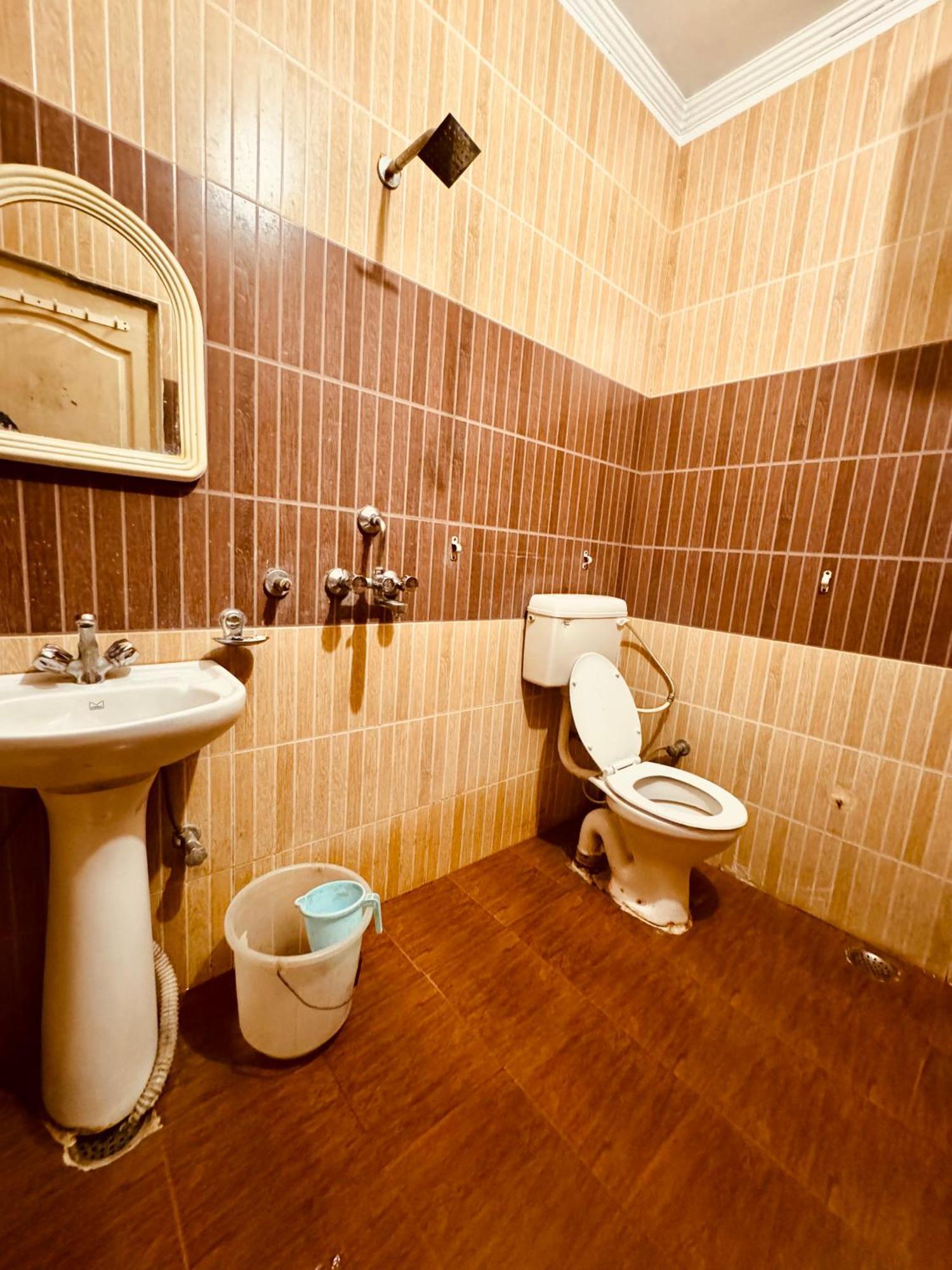 Qube House 3*