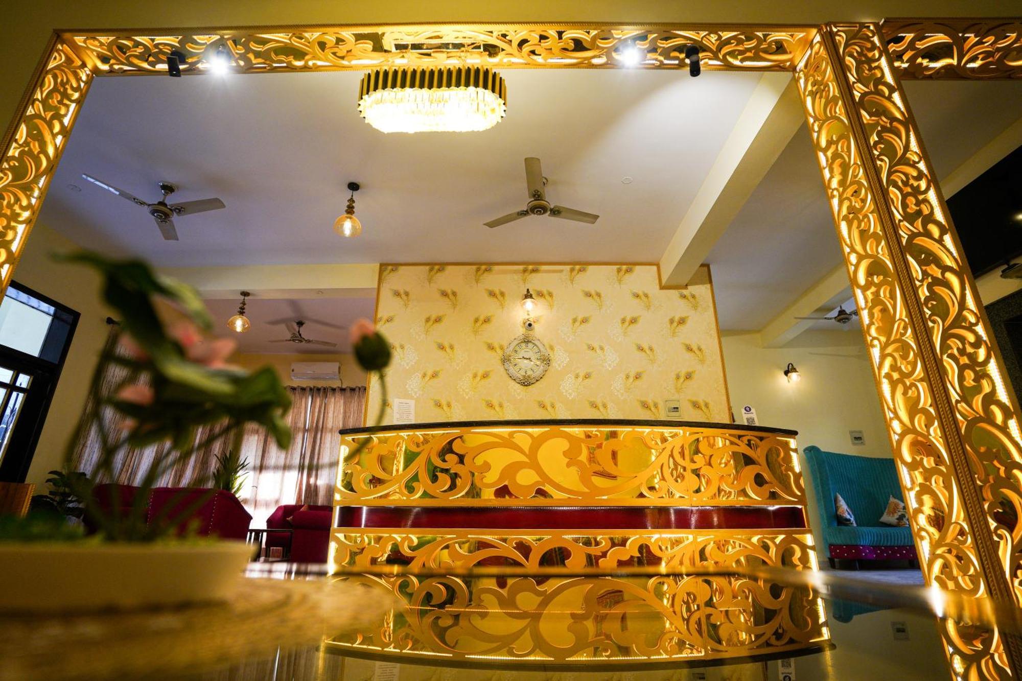 Neeraj Bhawan- Triveni Ghat 3*