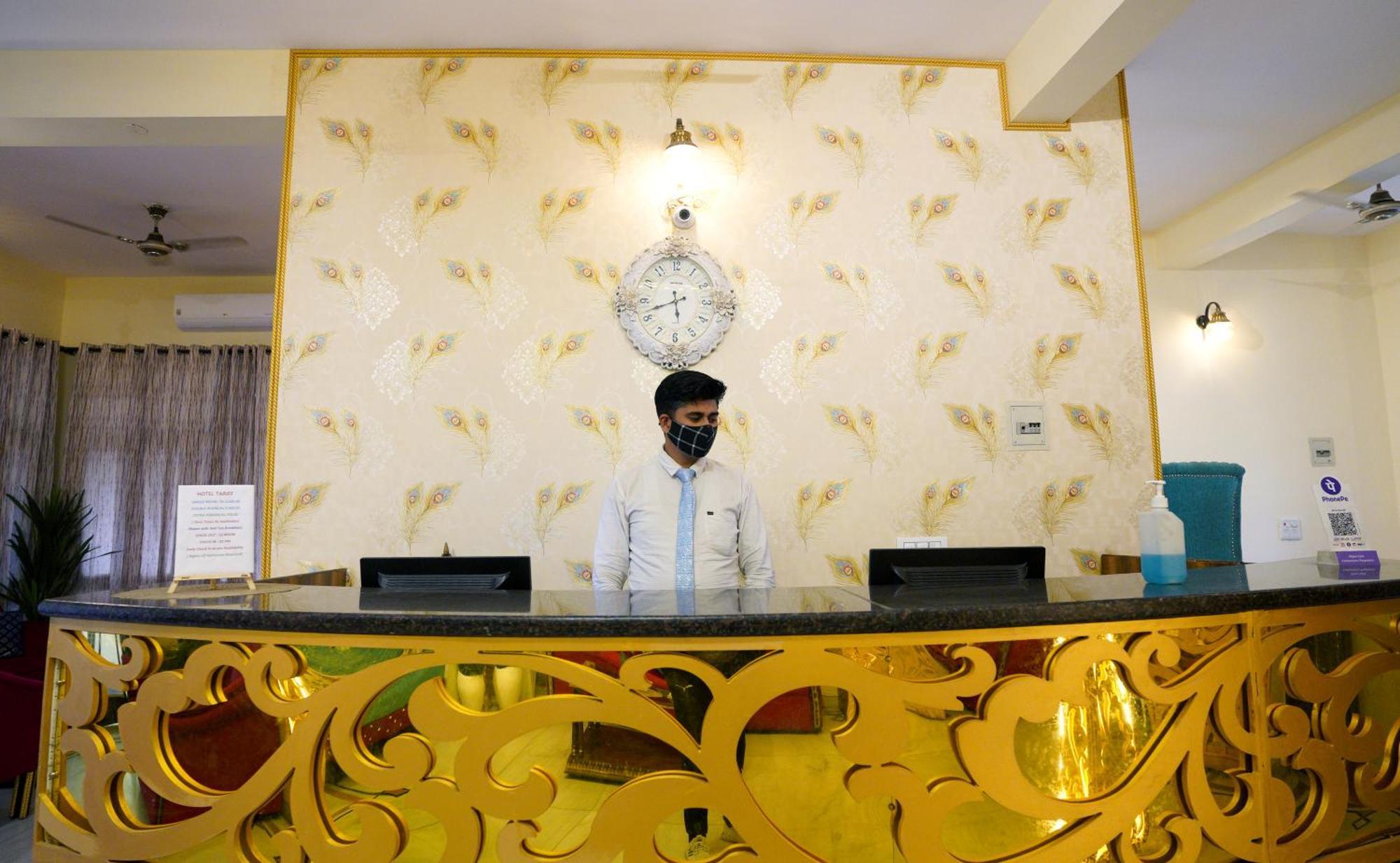 Neeraj Bhawan- Triveni Ghat Hotel