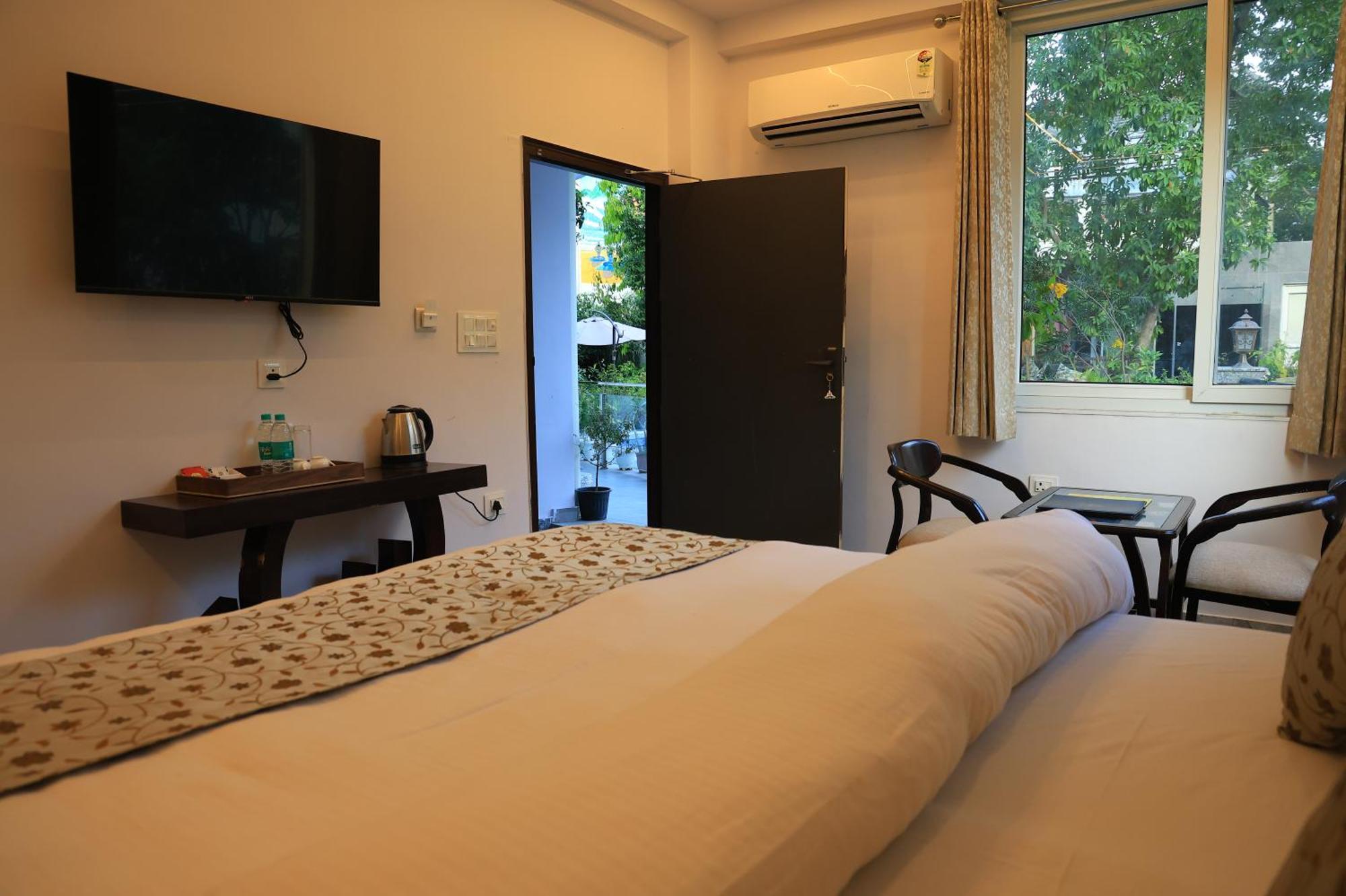 Yogved Hospitality & Hotel