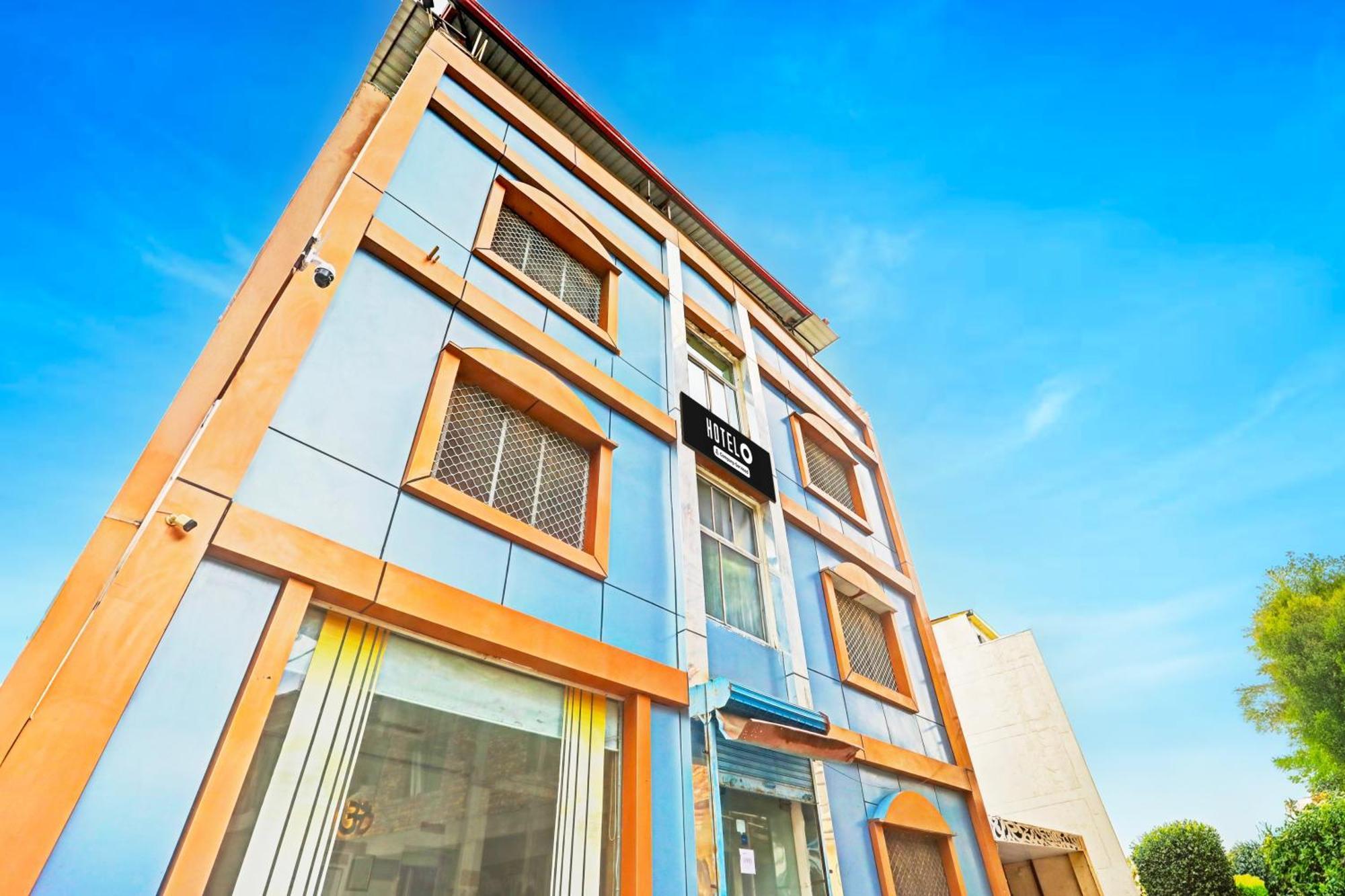 Super O Tapovan Near Deacon Valley Hotel 4*