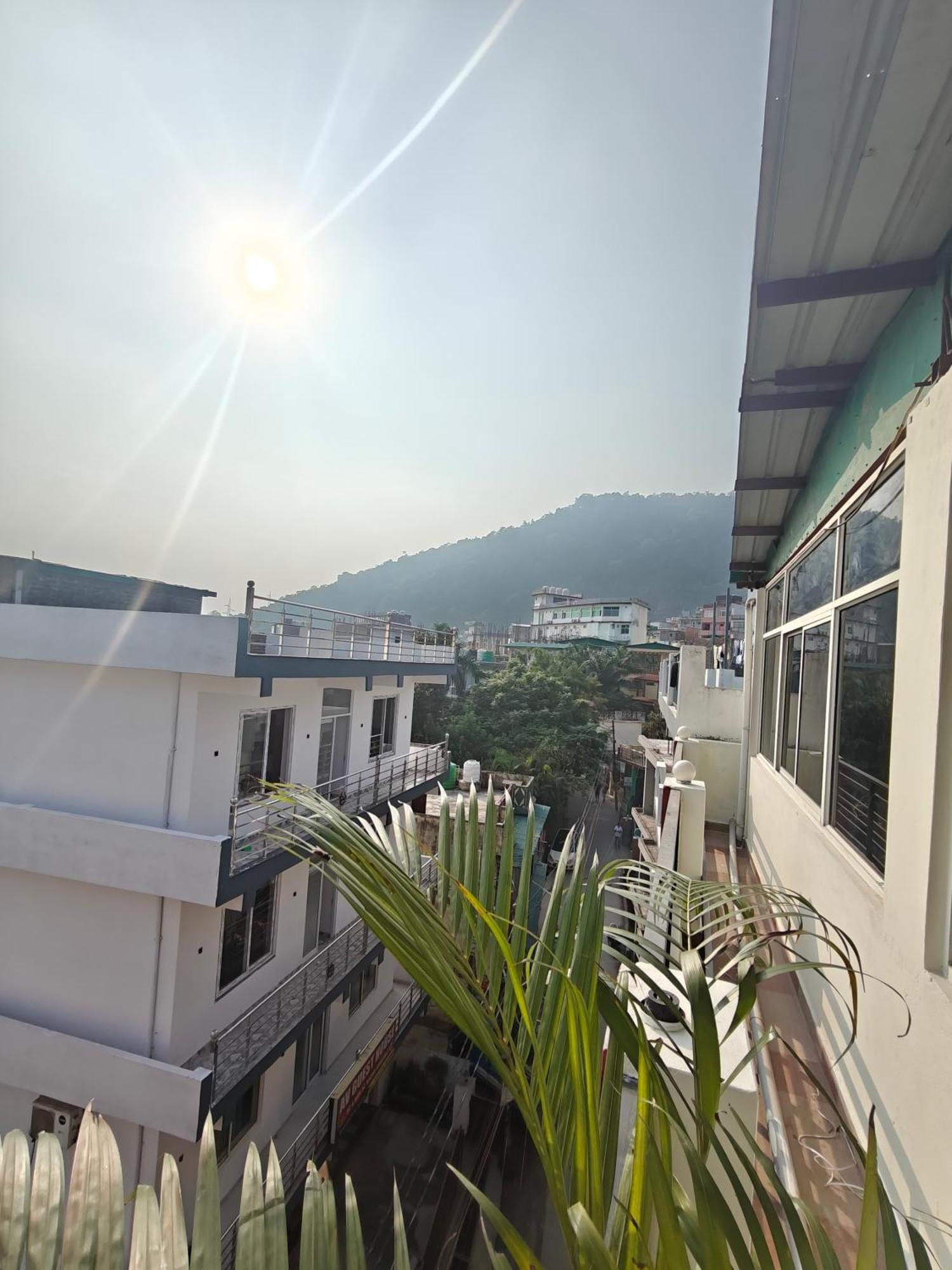 Mild Life * Rishikesh
