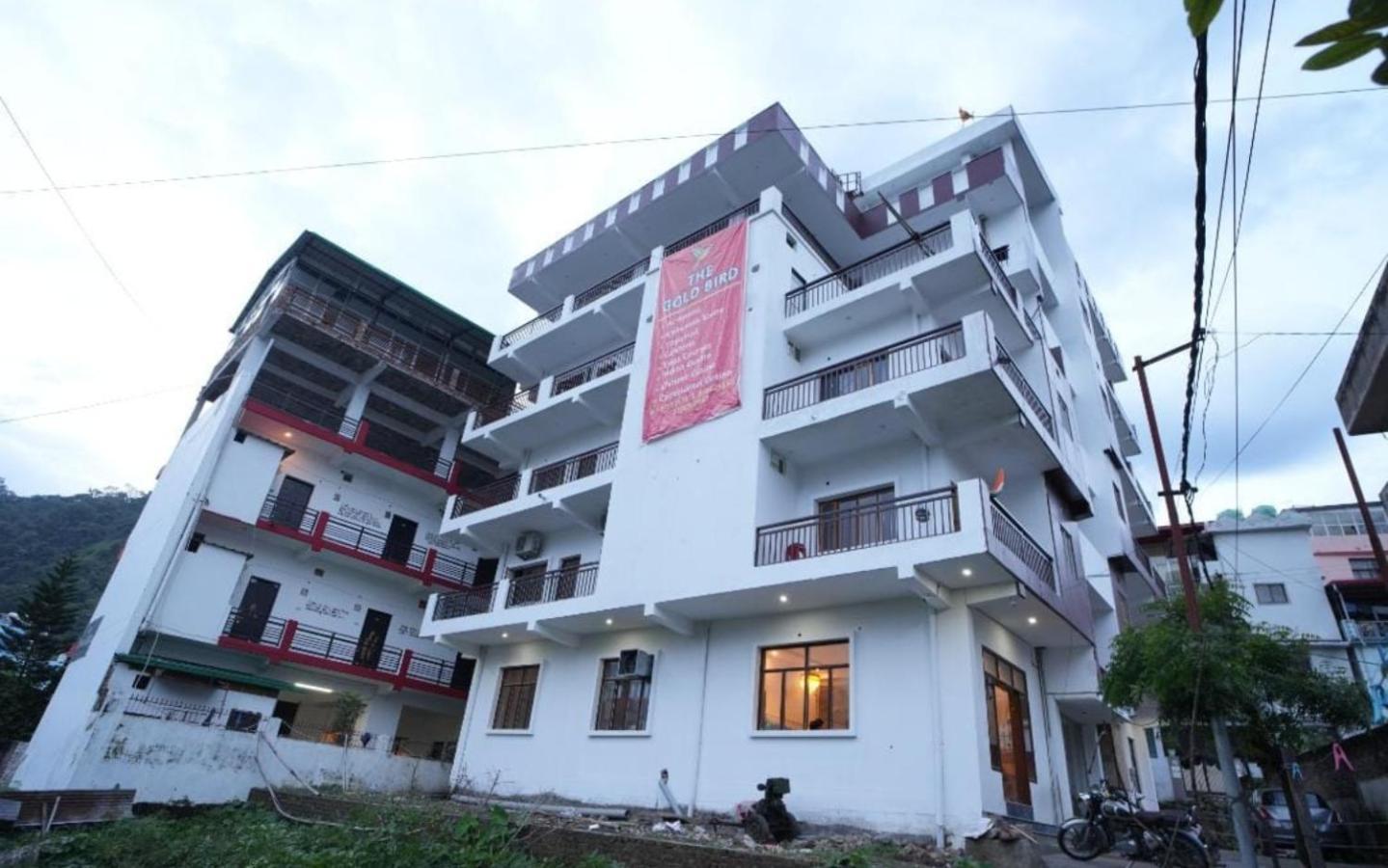 The Gold Bird By Stayapart Hotel Rishikesh