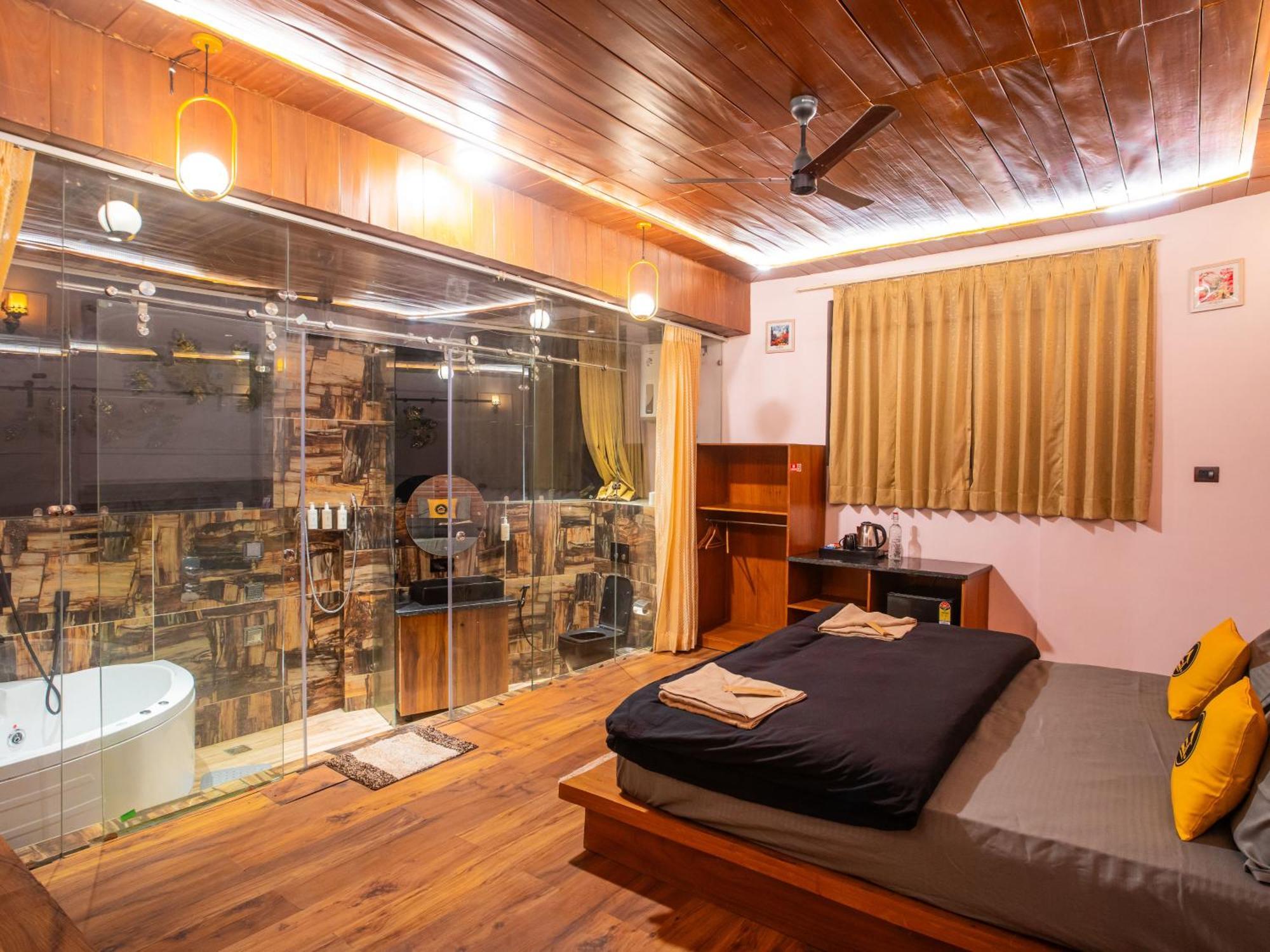 The Rishikesh, Upper Tapovan Hostel *