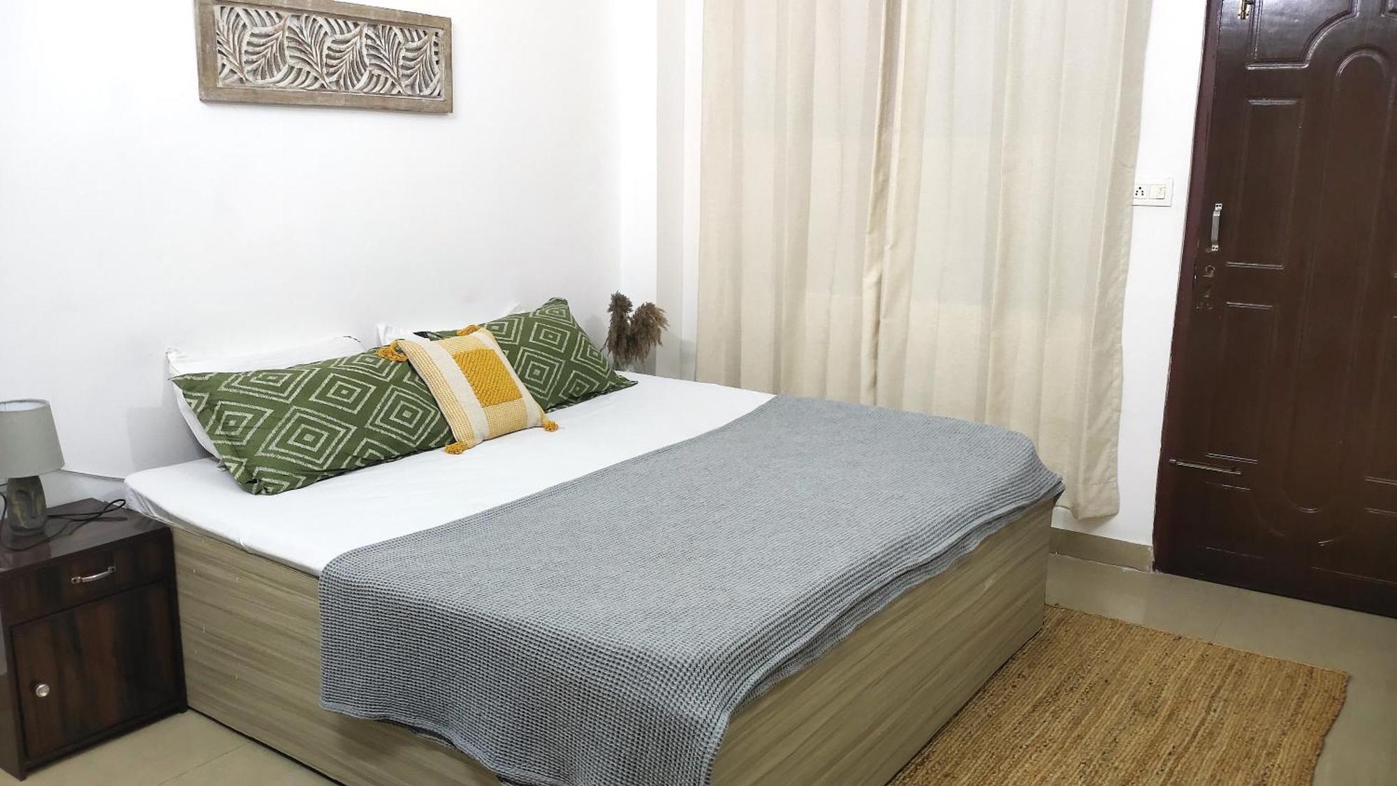 Apartment Ensquare - 2bhk With Netflix, Kitchen Near Laxman Jhula Tapovan Rishikesh