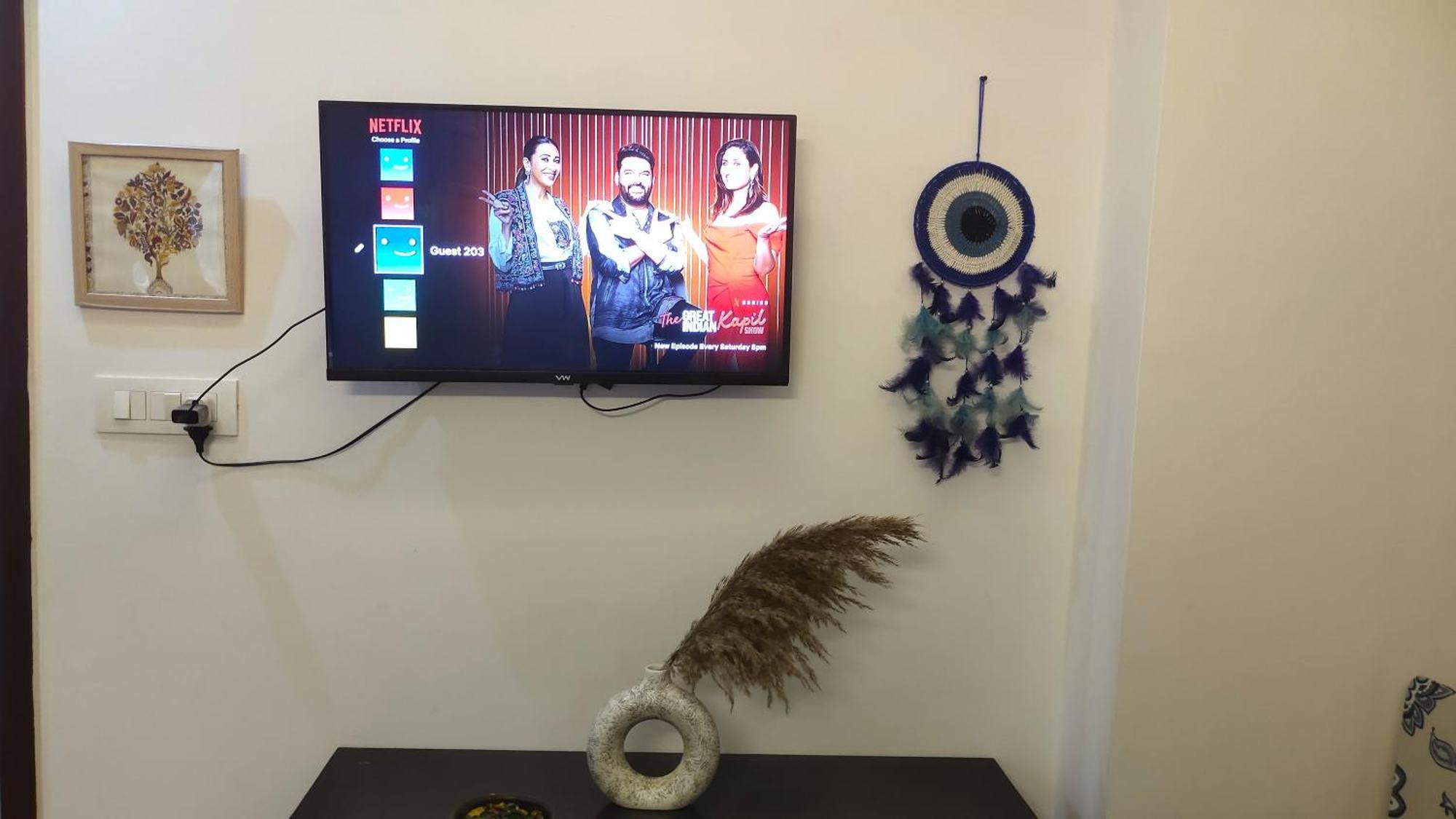 Ensquare - 2bhk With Netflix, Kitchen Near Laxman Jhula Tapovan Apartment *