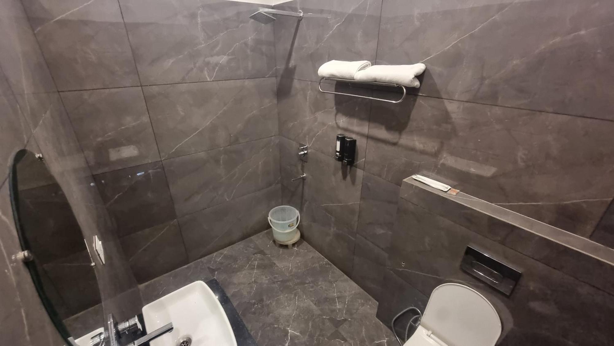 Praana Wellness By Around Hotel 3*