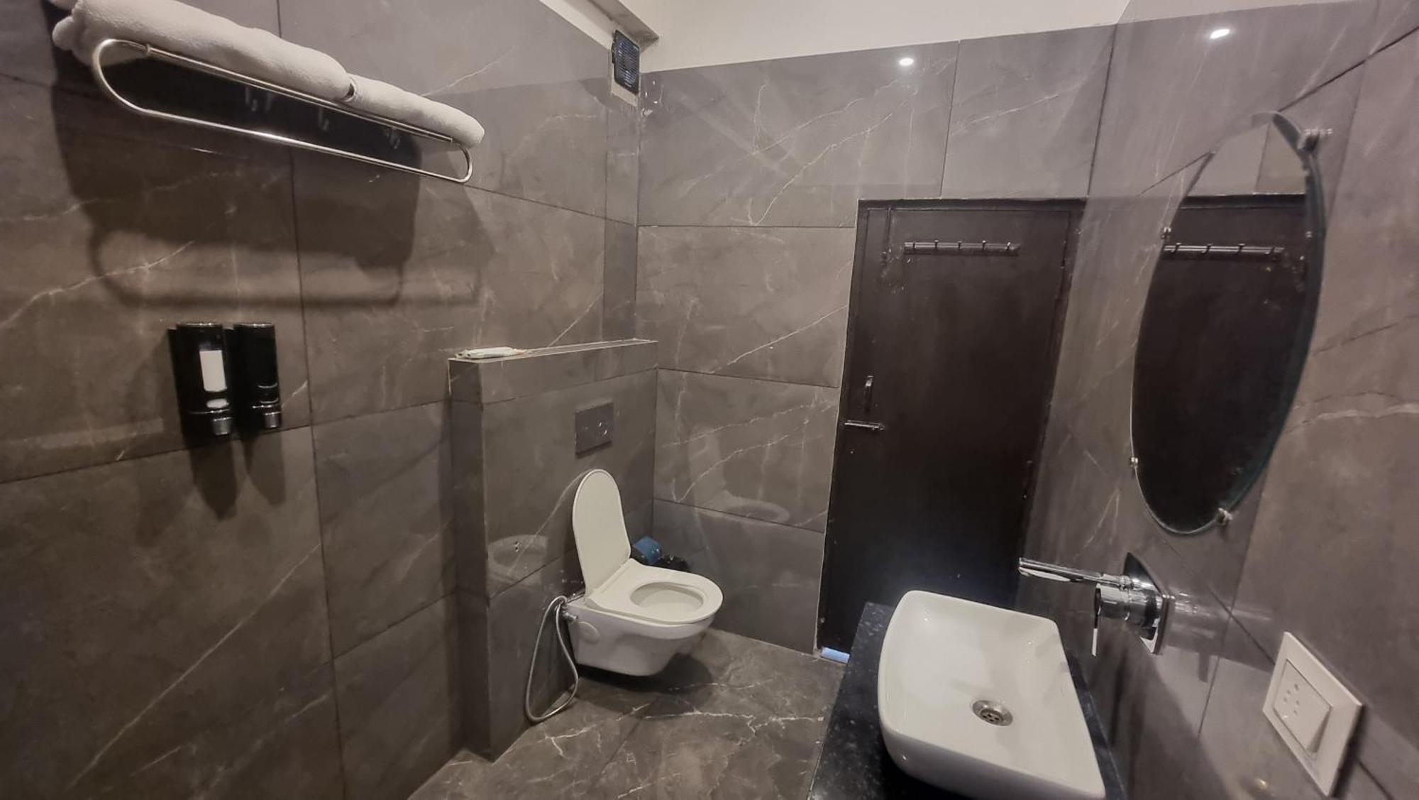 Praana Wellness By Around