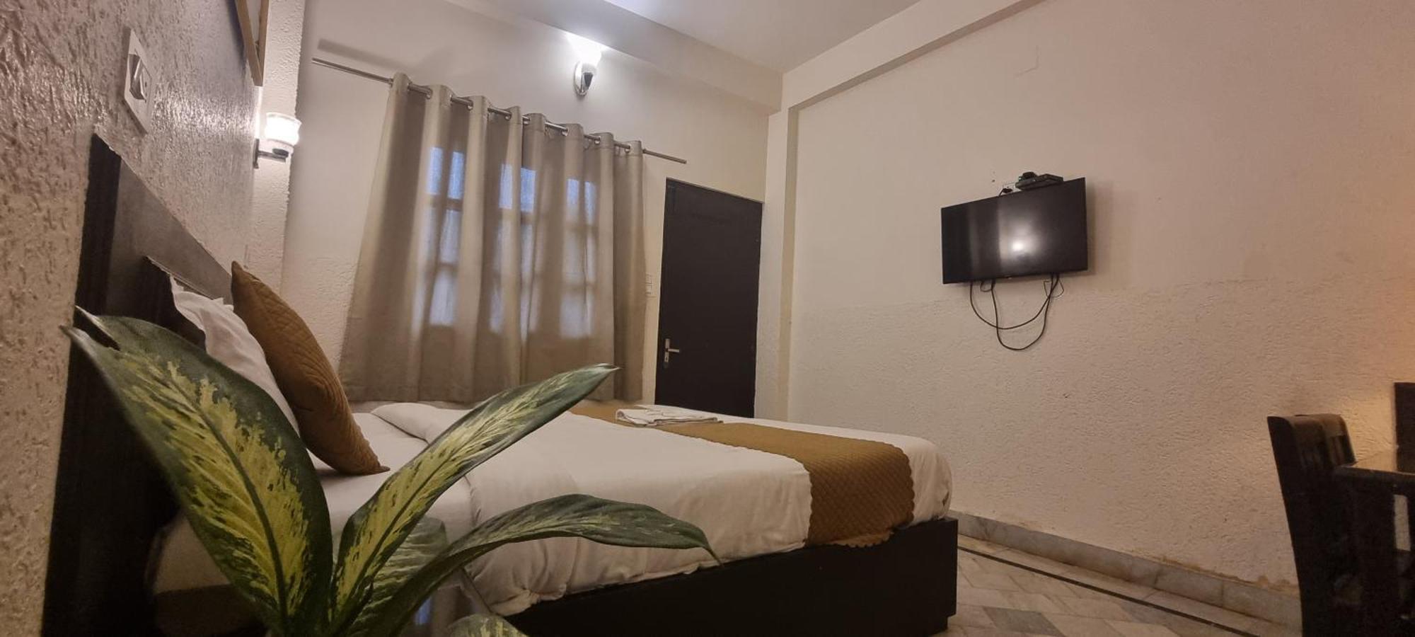 Praana Wellness By Around Hotel 3*