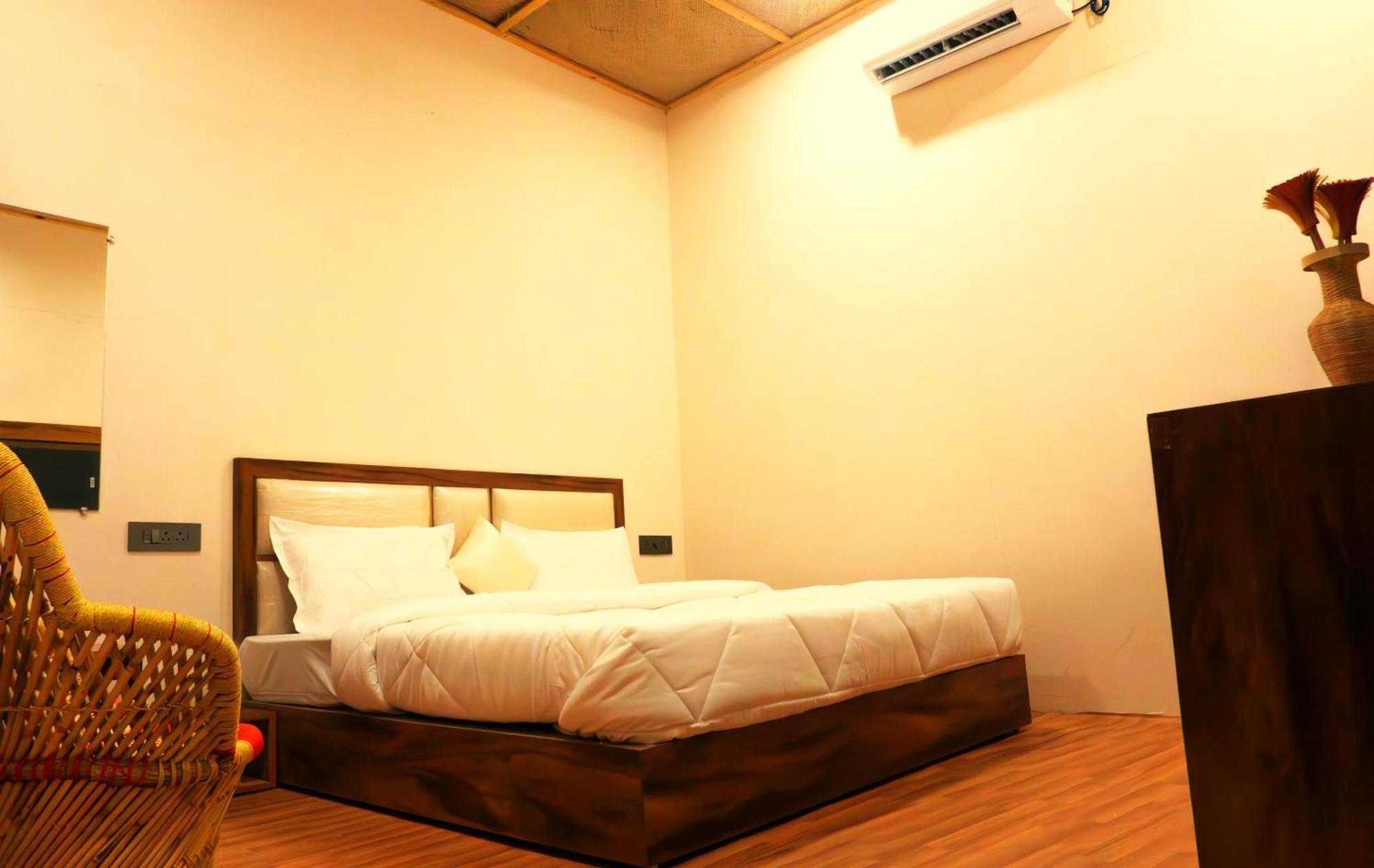 Resort Isol Nature