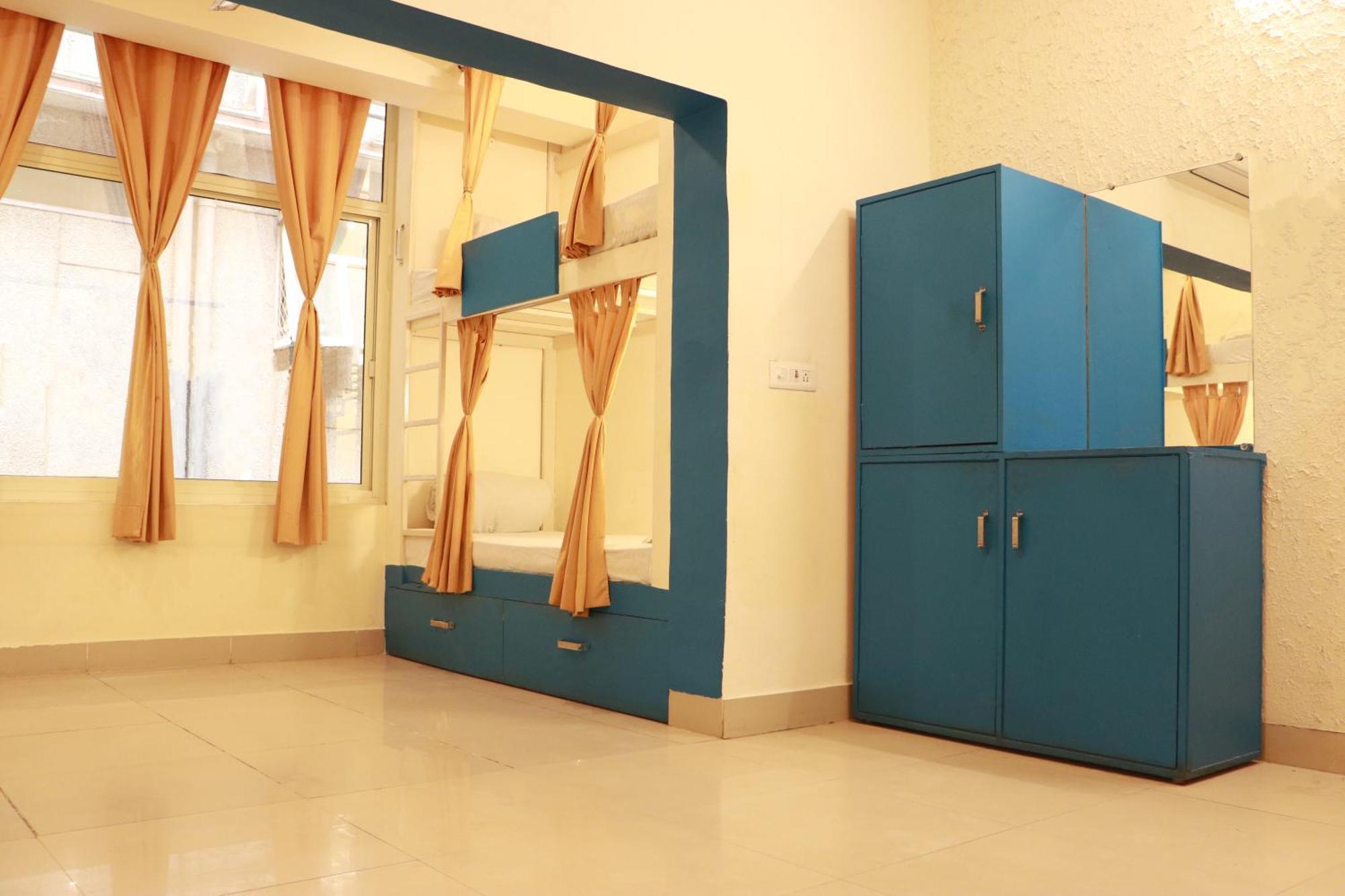 Shiv Shakti Hostel *