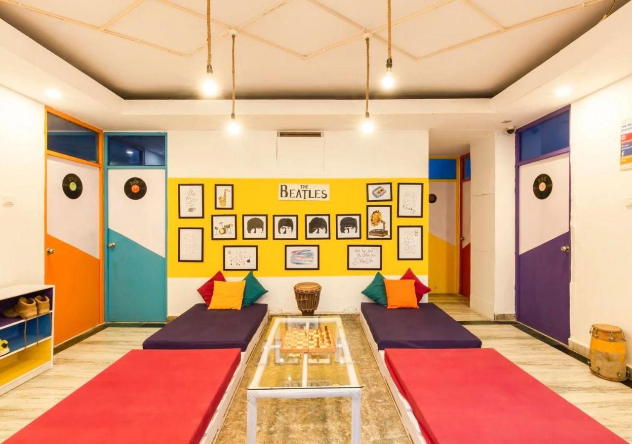 Hostel Zoukstayz