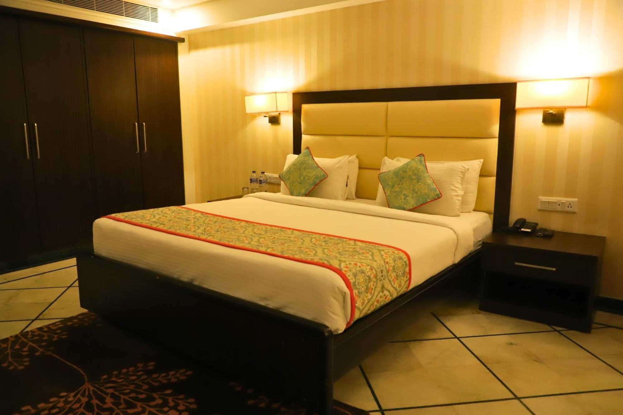 Natraj Hotel