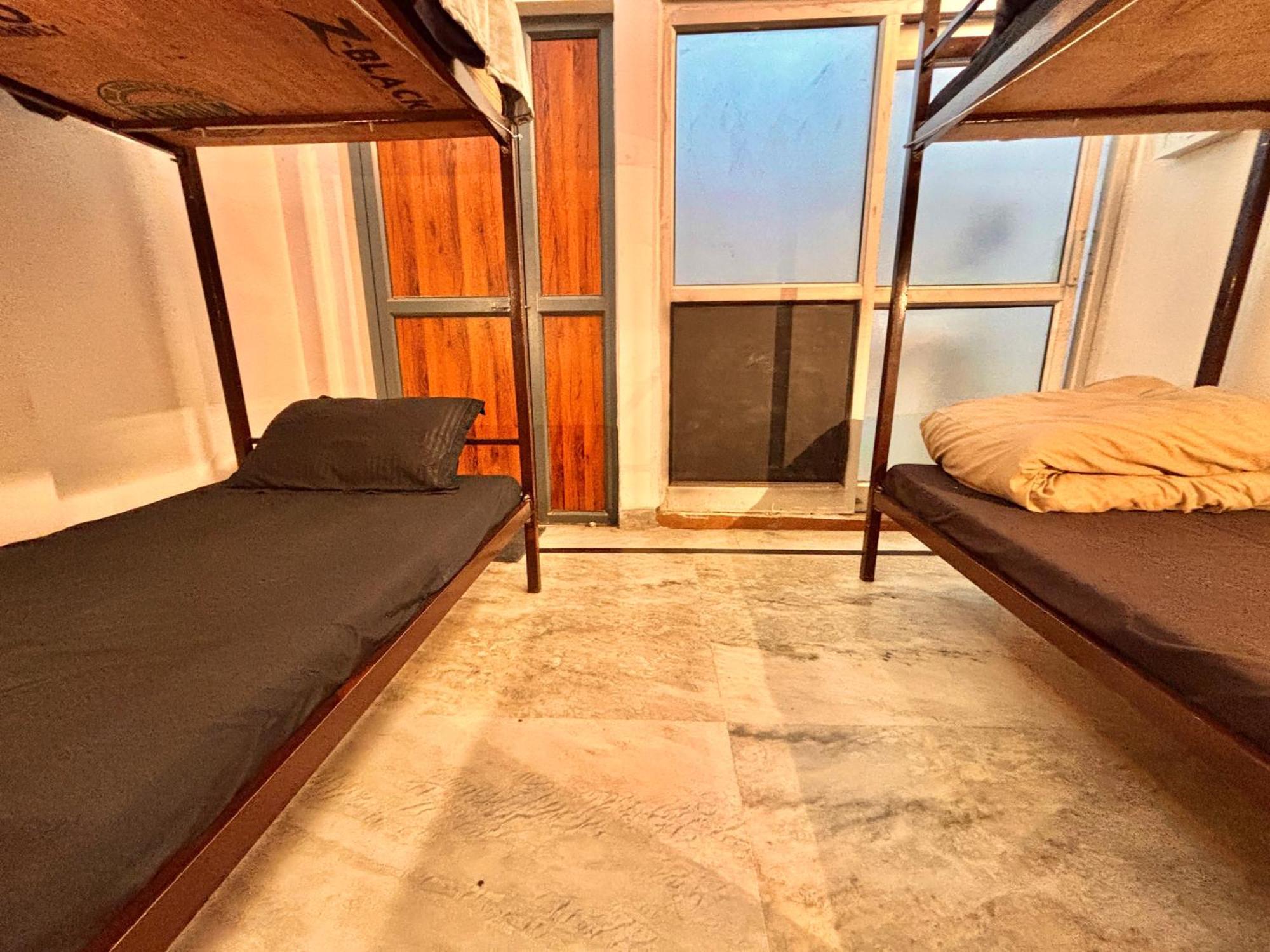 Sailani Lostels Hostel *