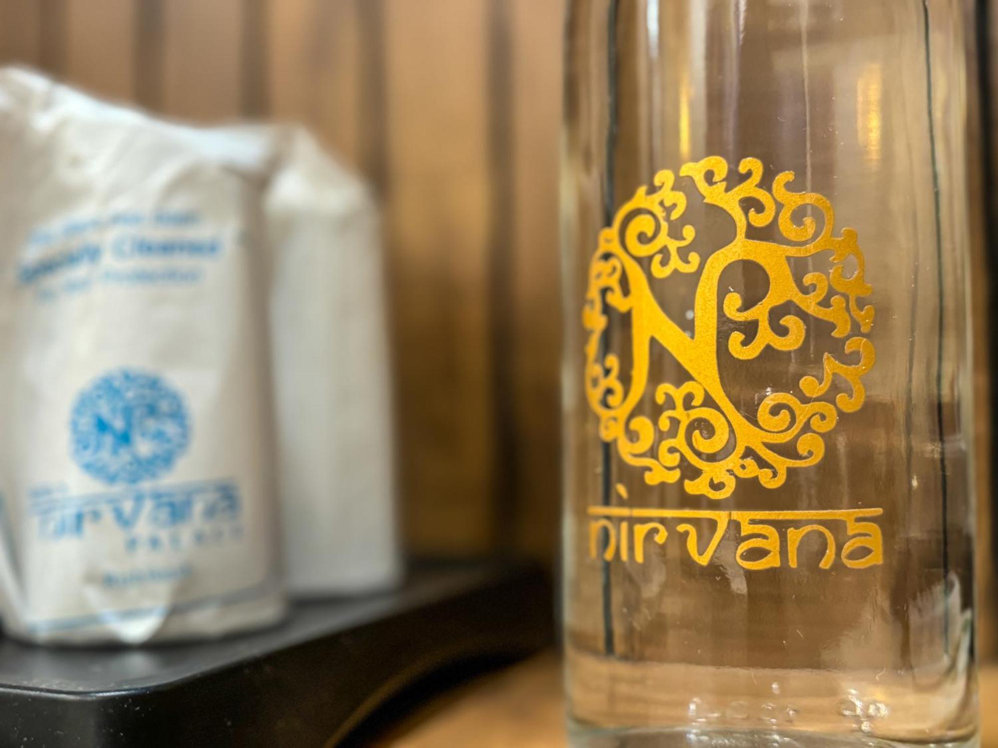 Hotel Nirvana Bliss, Behind Parmarth Niketan 3*