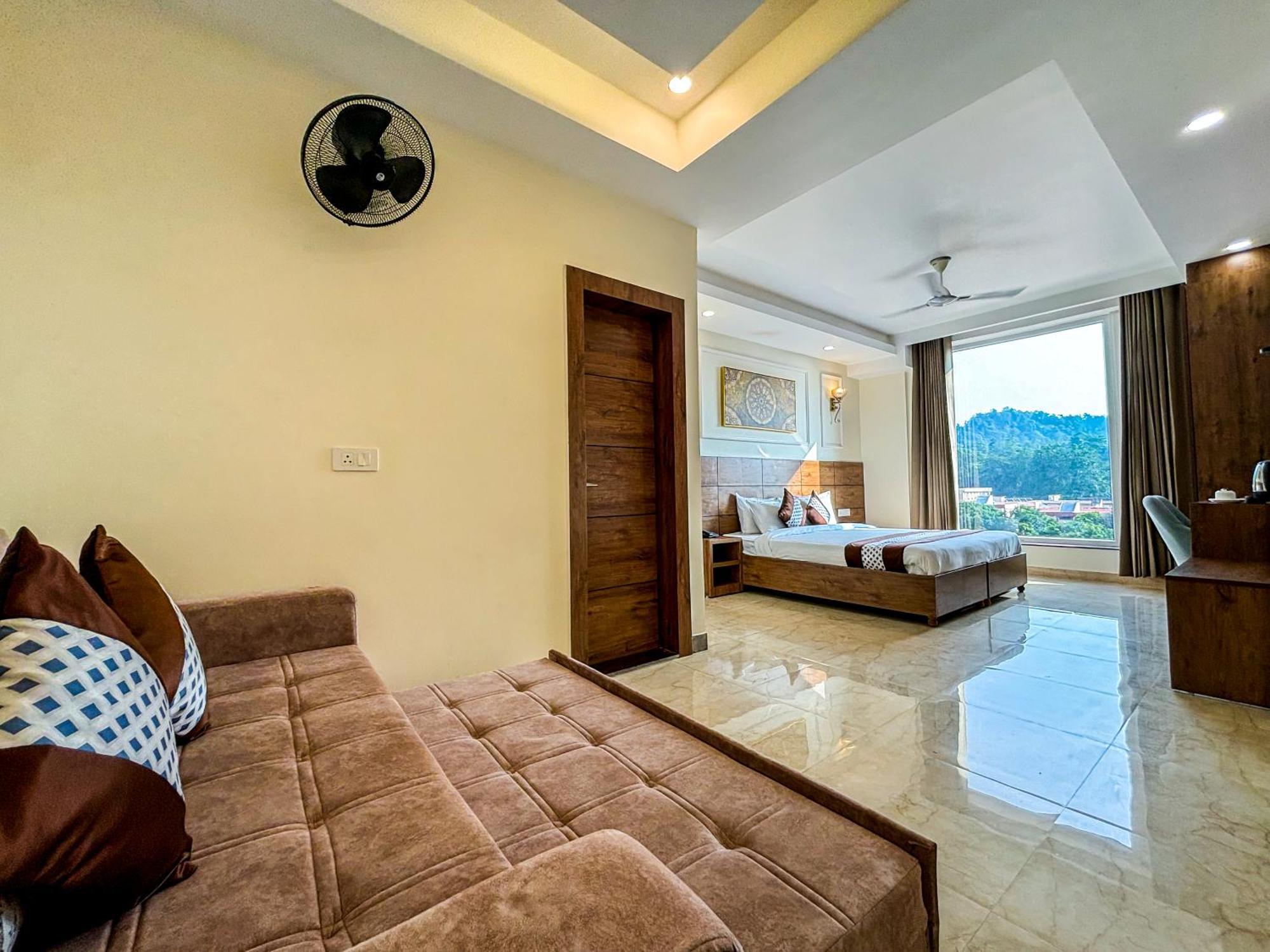 Nirvana Bliss, Behind Parmarth Niketan 3* Rishikesh
