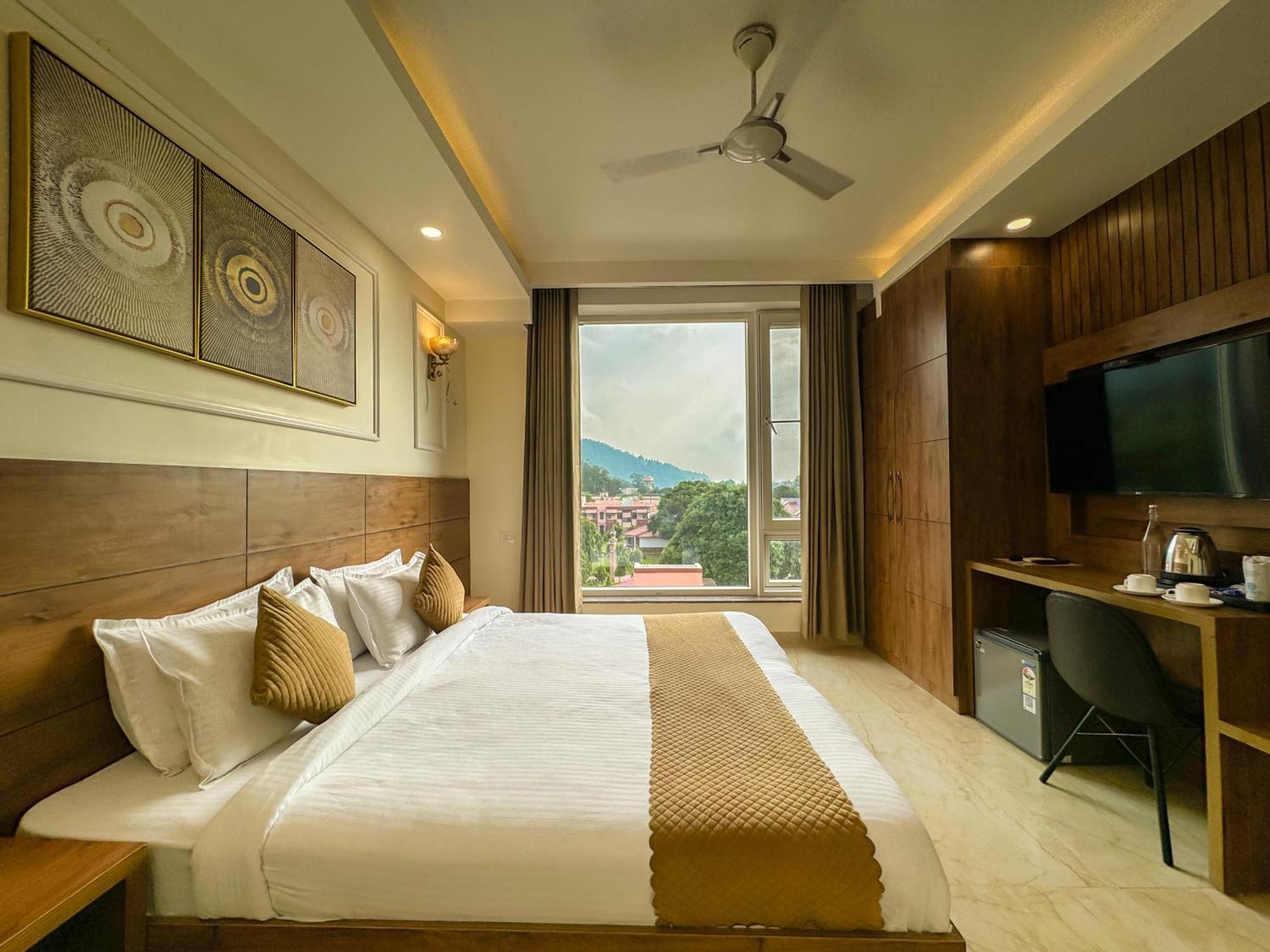 Nirvana Bliss, Behind Parmarth Niketan 3* Rishikesh