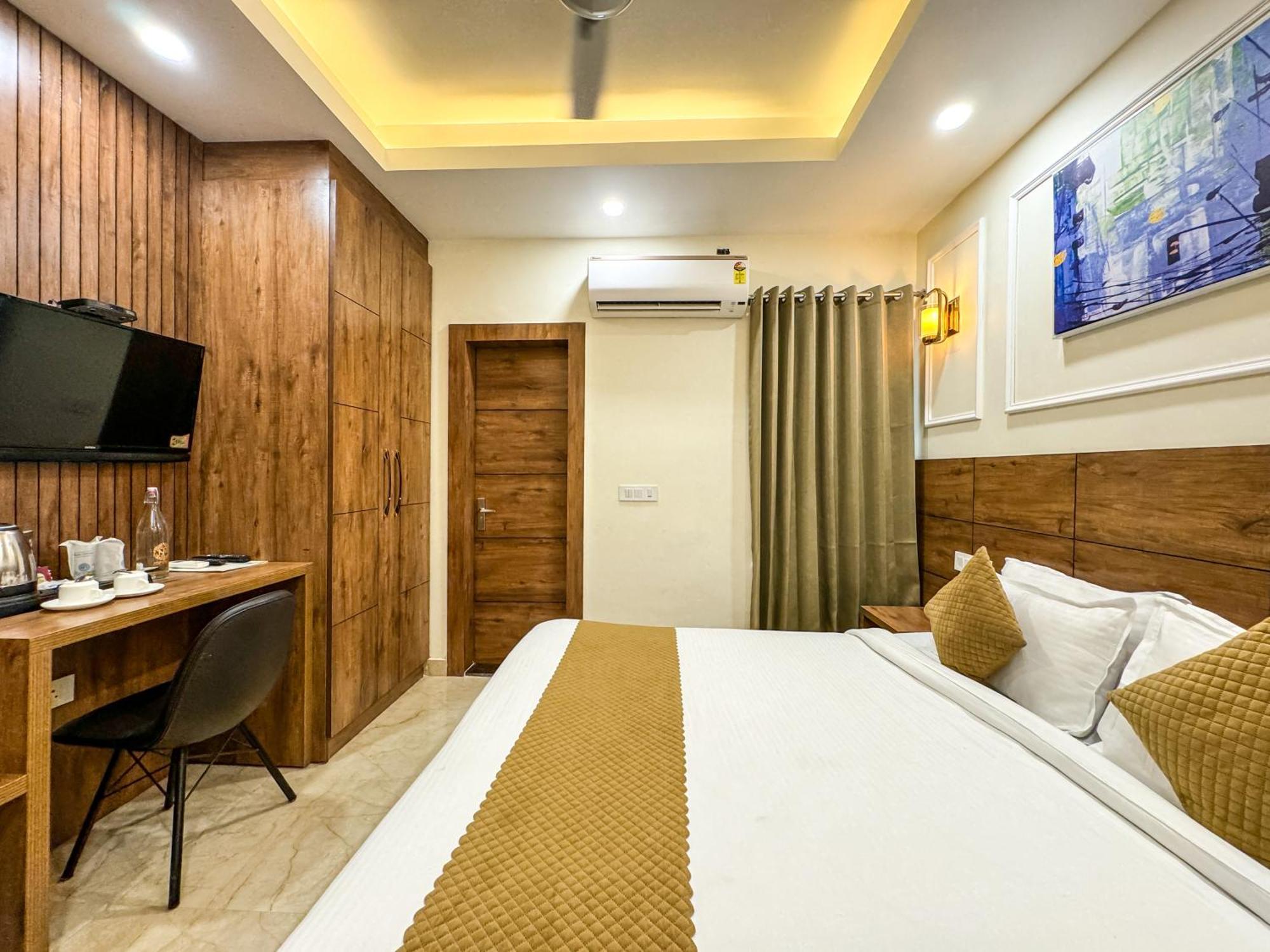 Nirvana Bliss, Behind Parmarth Niketan 3* Rishikesh