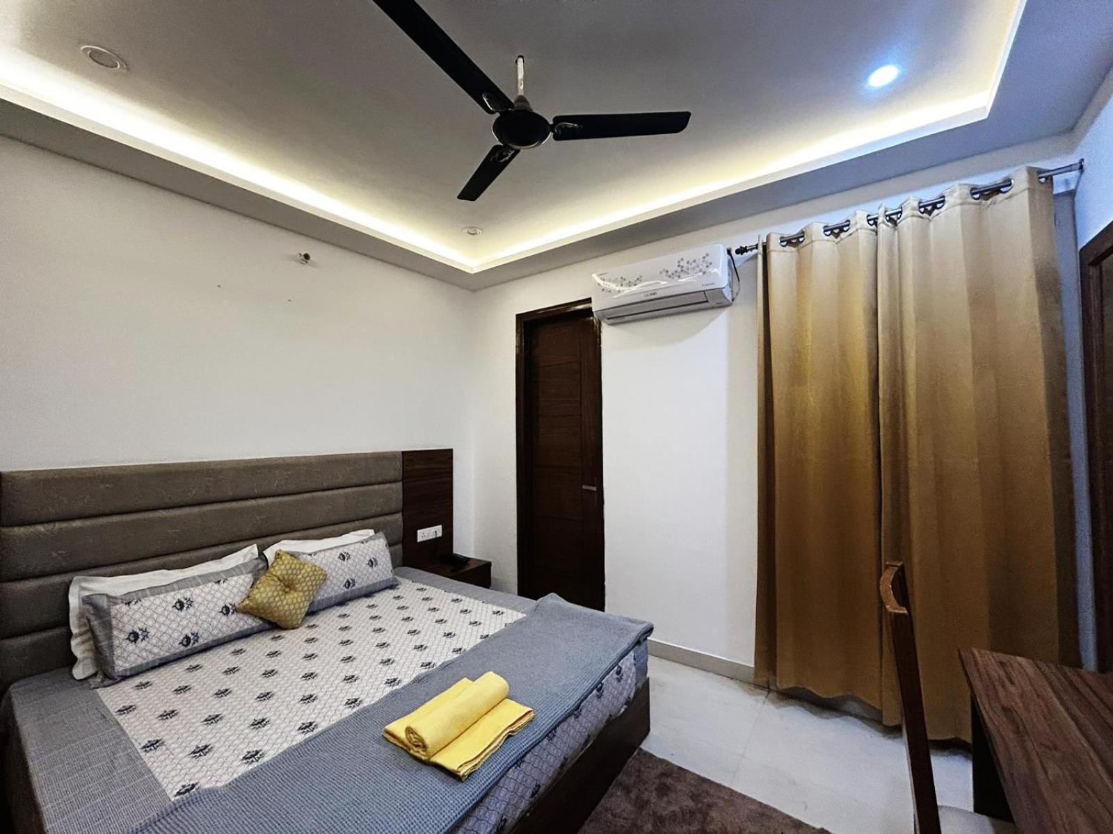 Ima Ganga - Aesthetic, Quite Mountain View With Netflix, Free Airport Pickup For Booking More Than 7 Nights, Elevator, Backup, Heater In Upper Tapovan