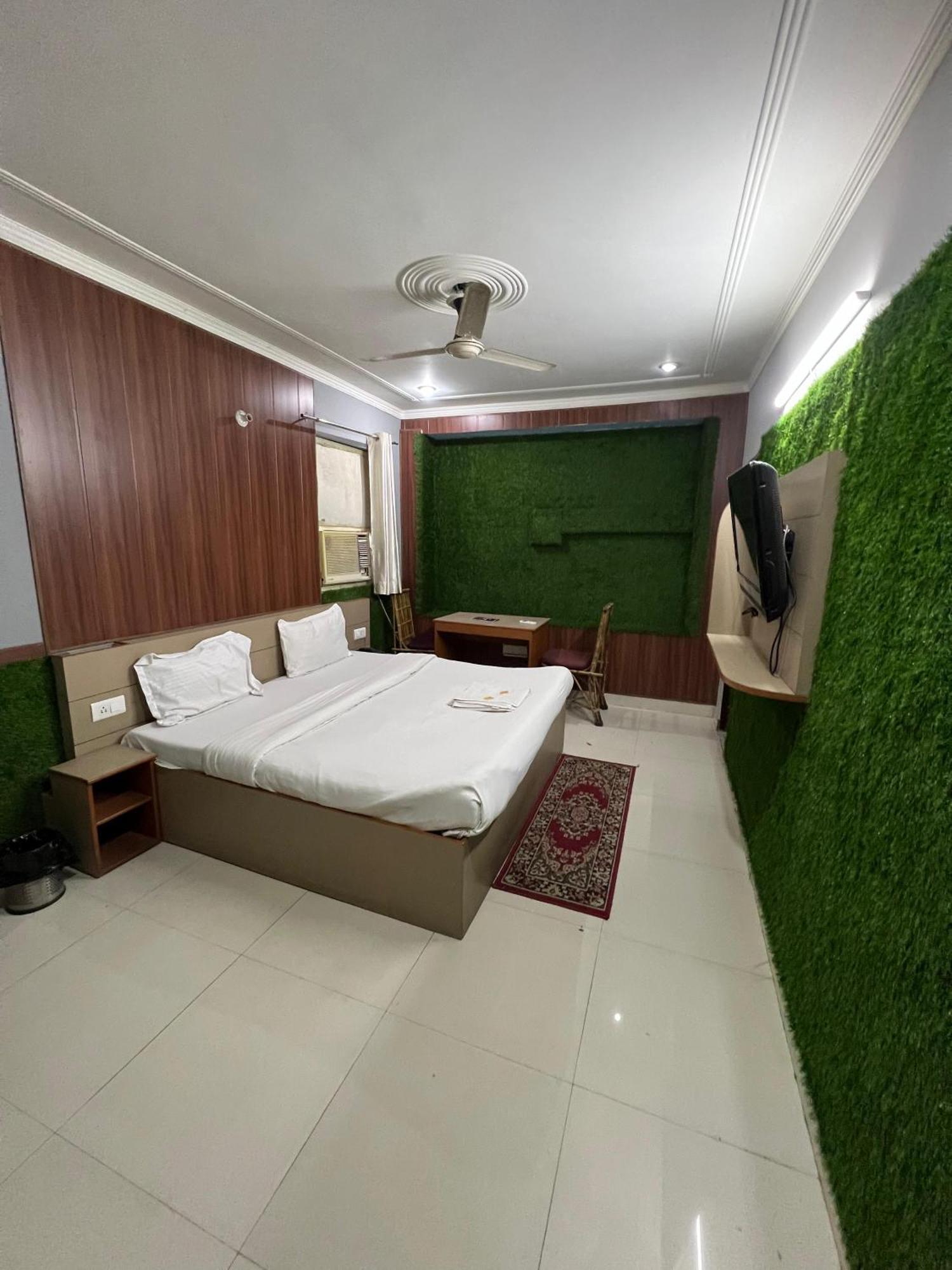 Devoy 2* Rishikesh