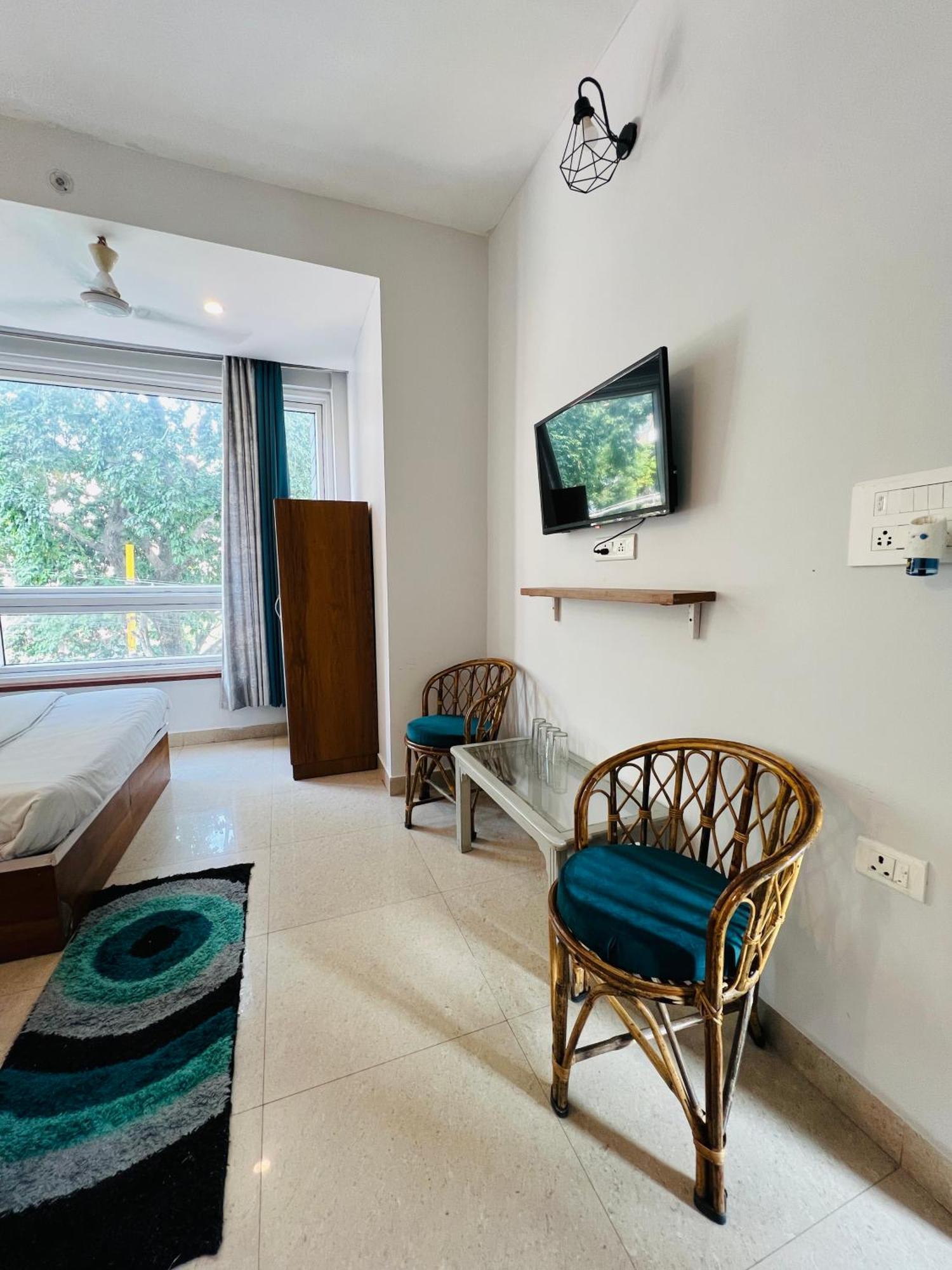 Serenity Hotel 3*