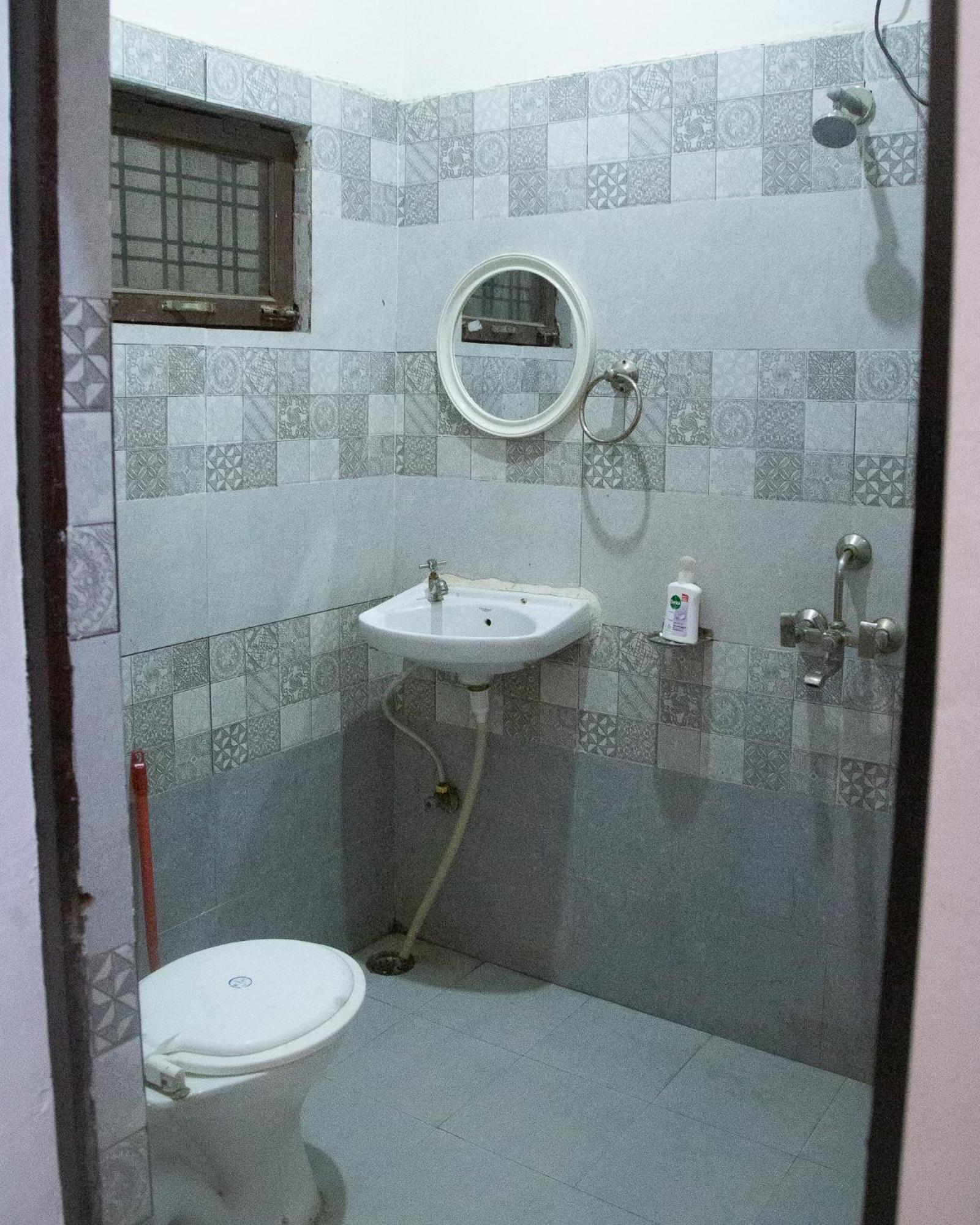 Freebird Nest Hostel